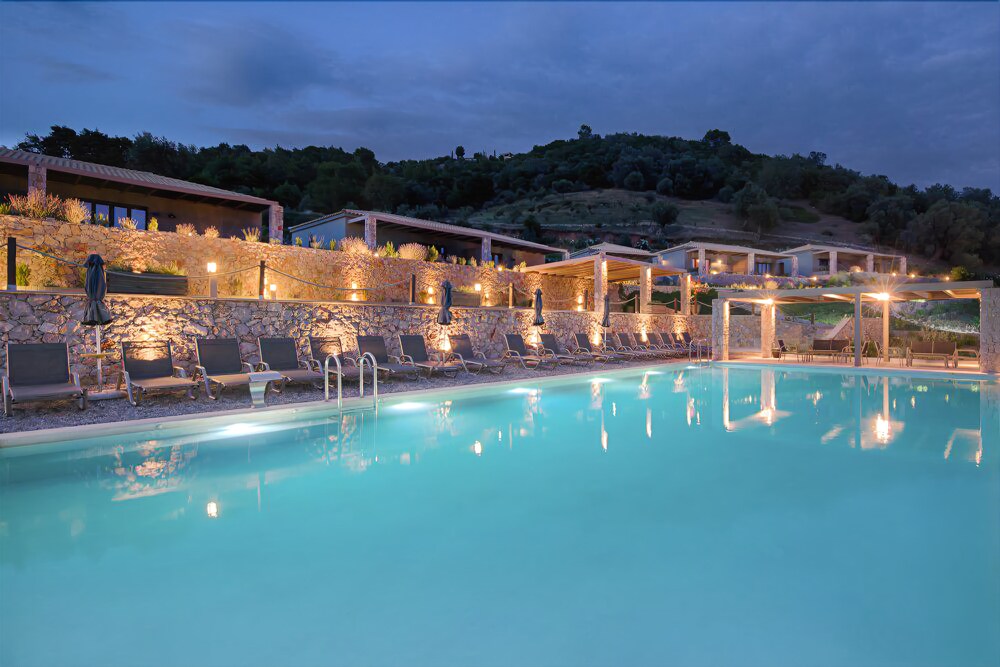 Elimnion Resort
