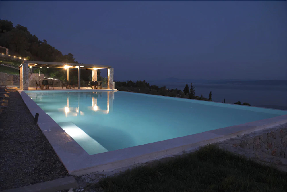 Elimnion Resort