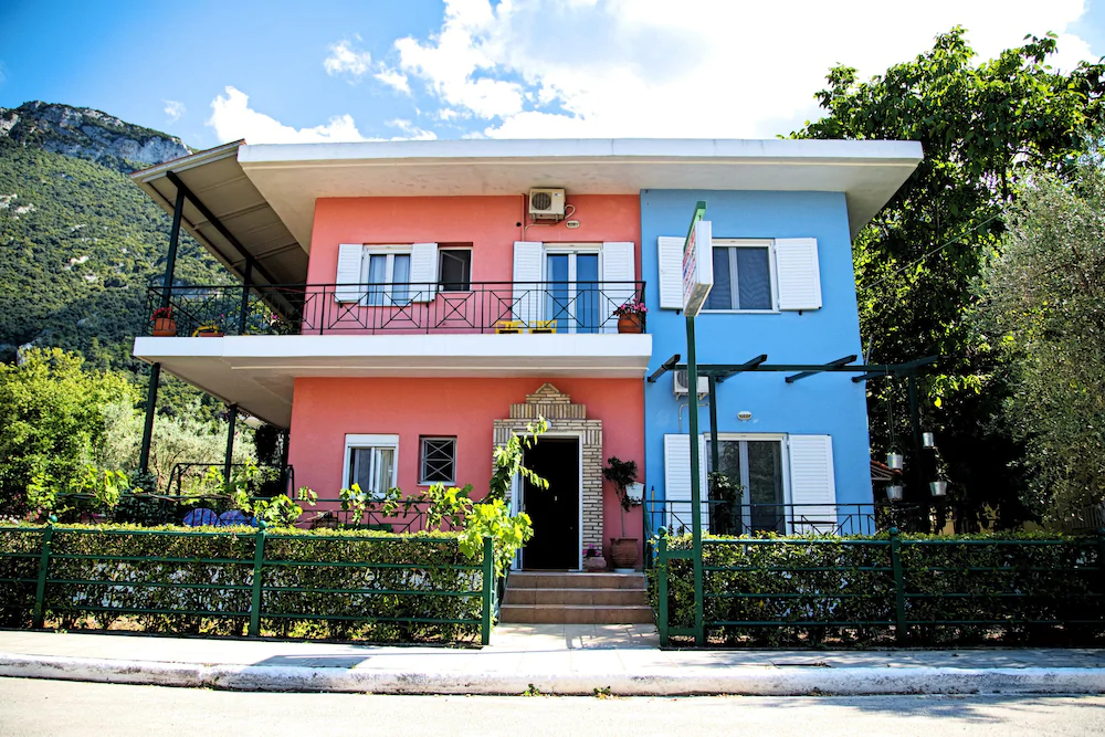 Tsertos Apartments