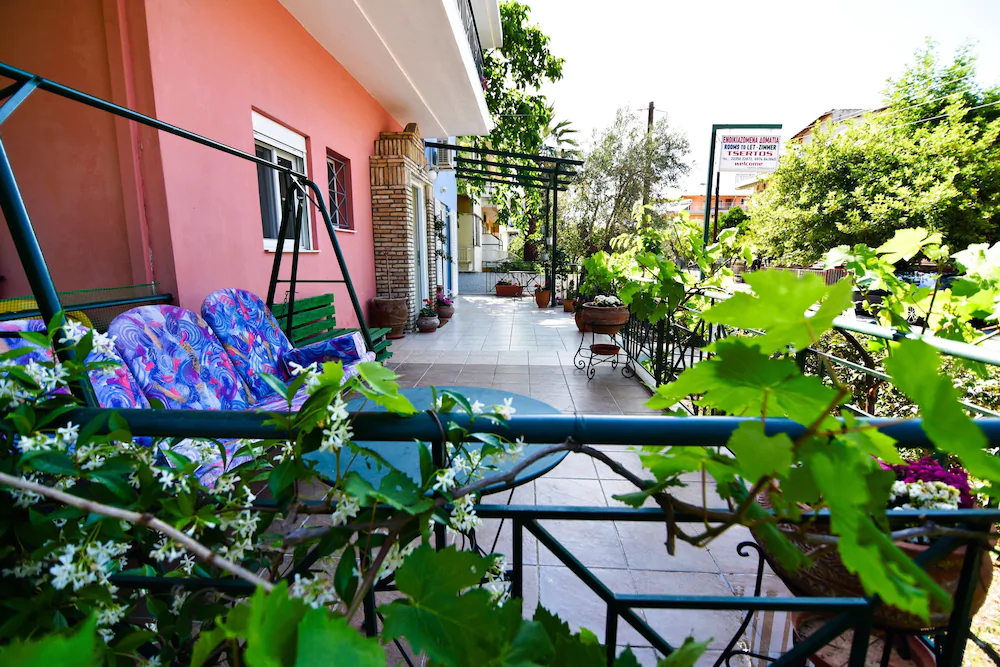 Tsertos Apartments