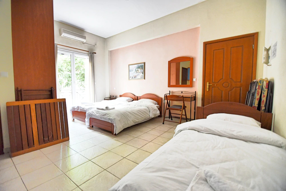 Tsertos Apartments