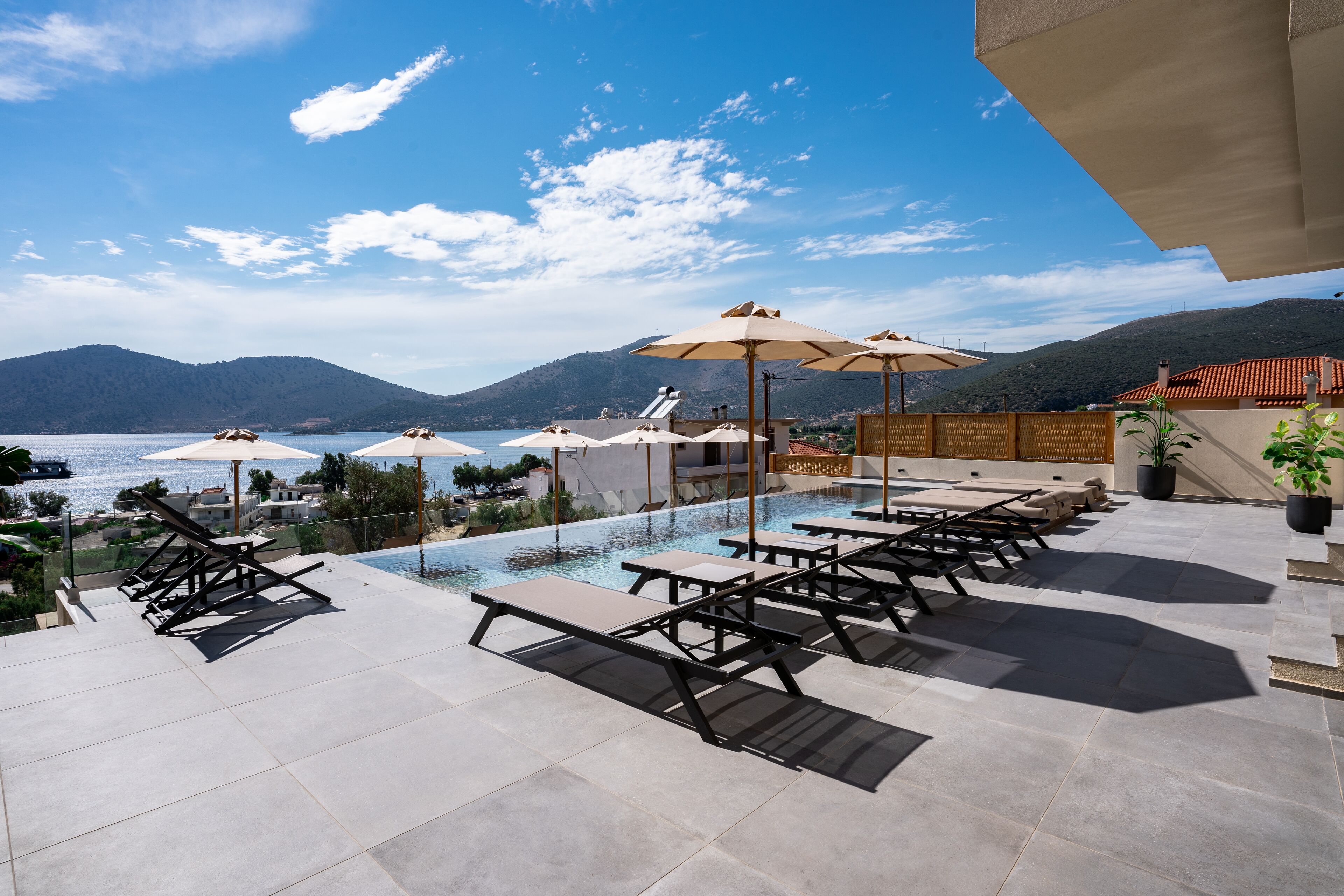 Elivia Boutique Suites