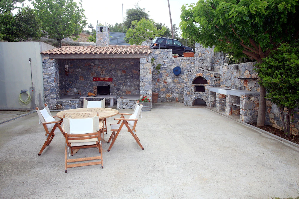Villa Lithos