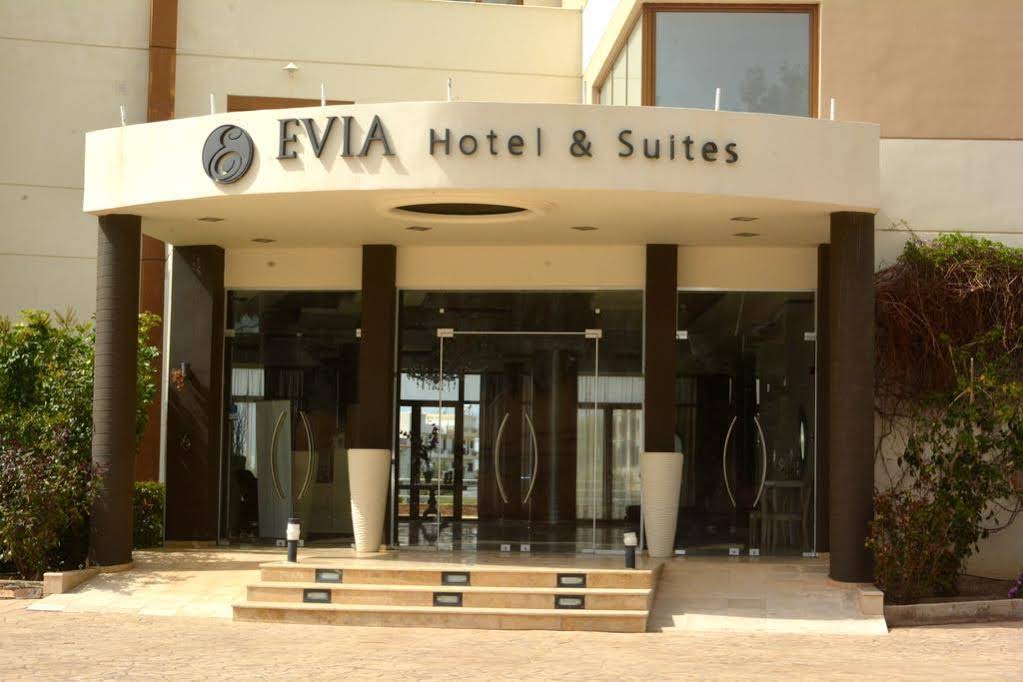Evia Hotel & Suites