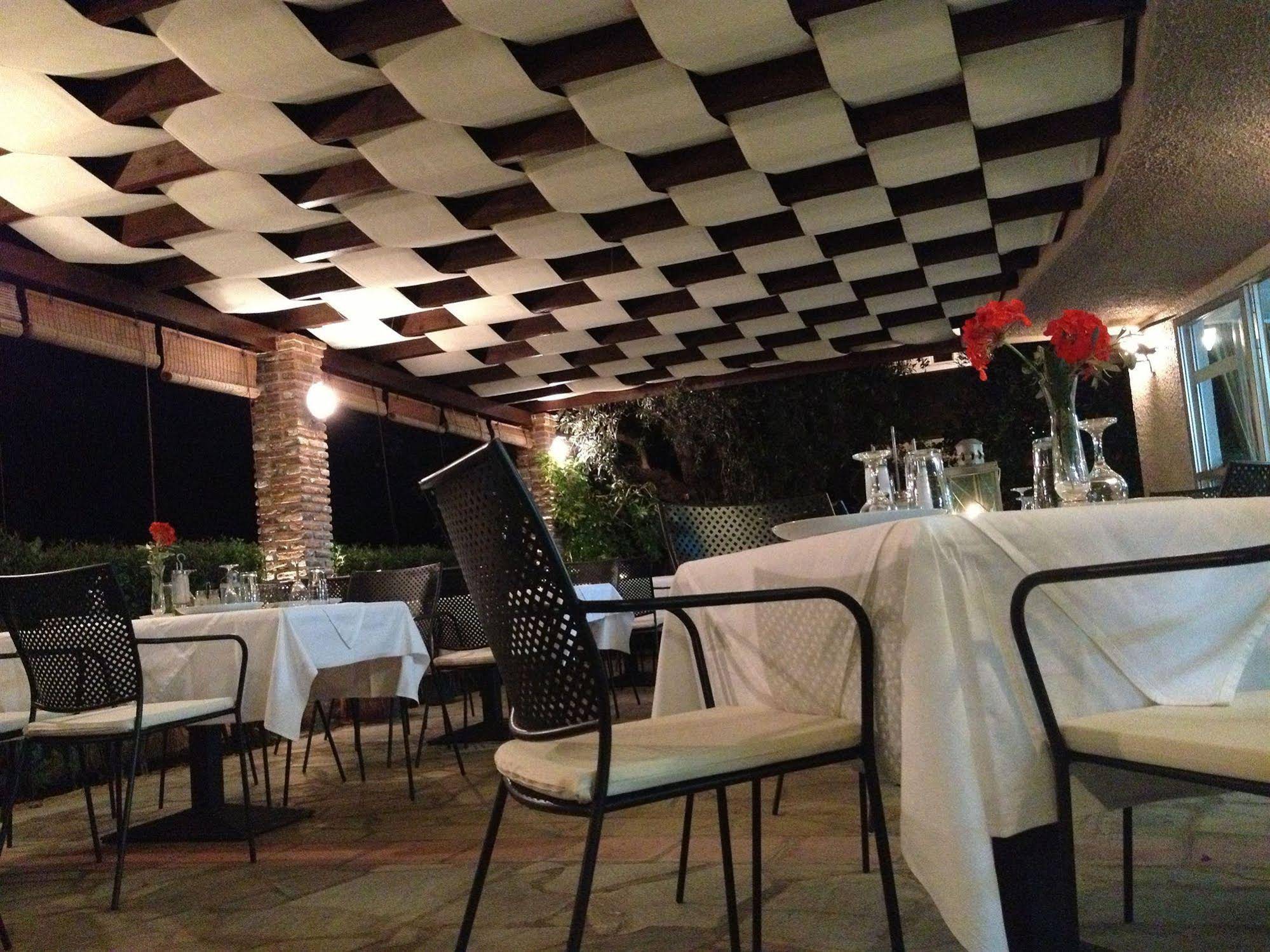 Hotel Souris