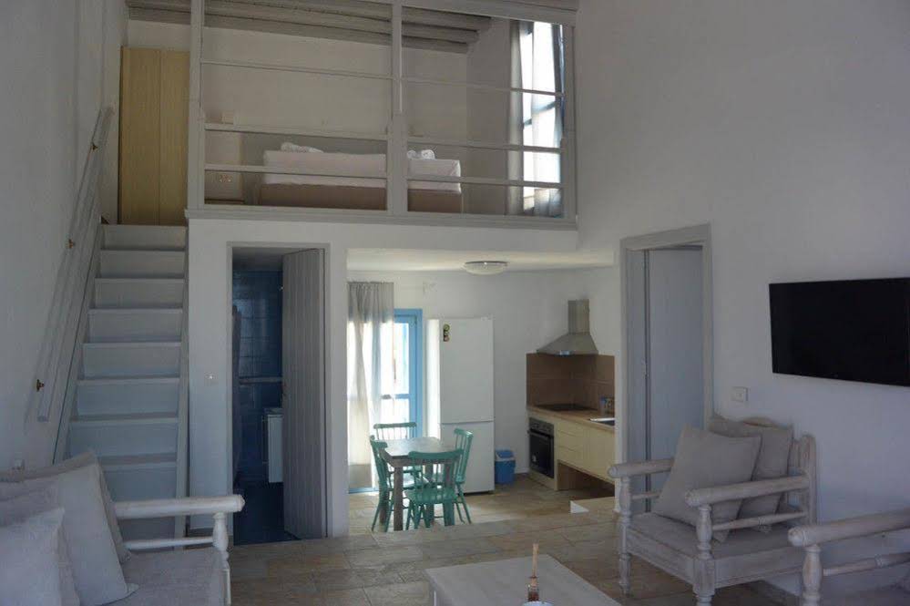 Almyra Guesthouses