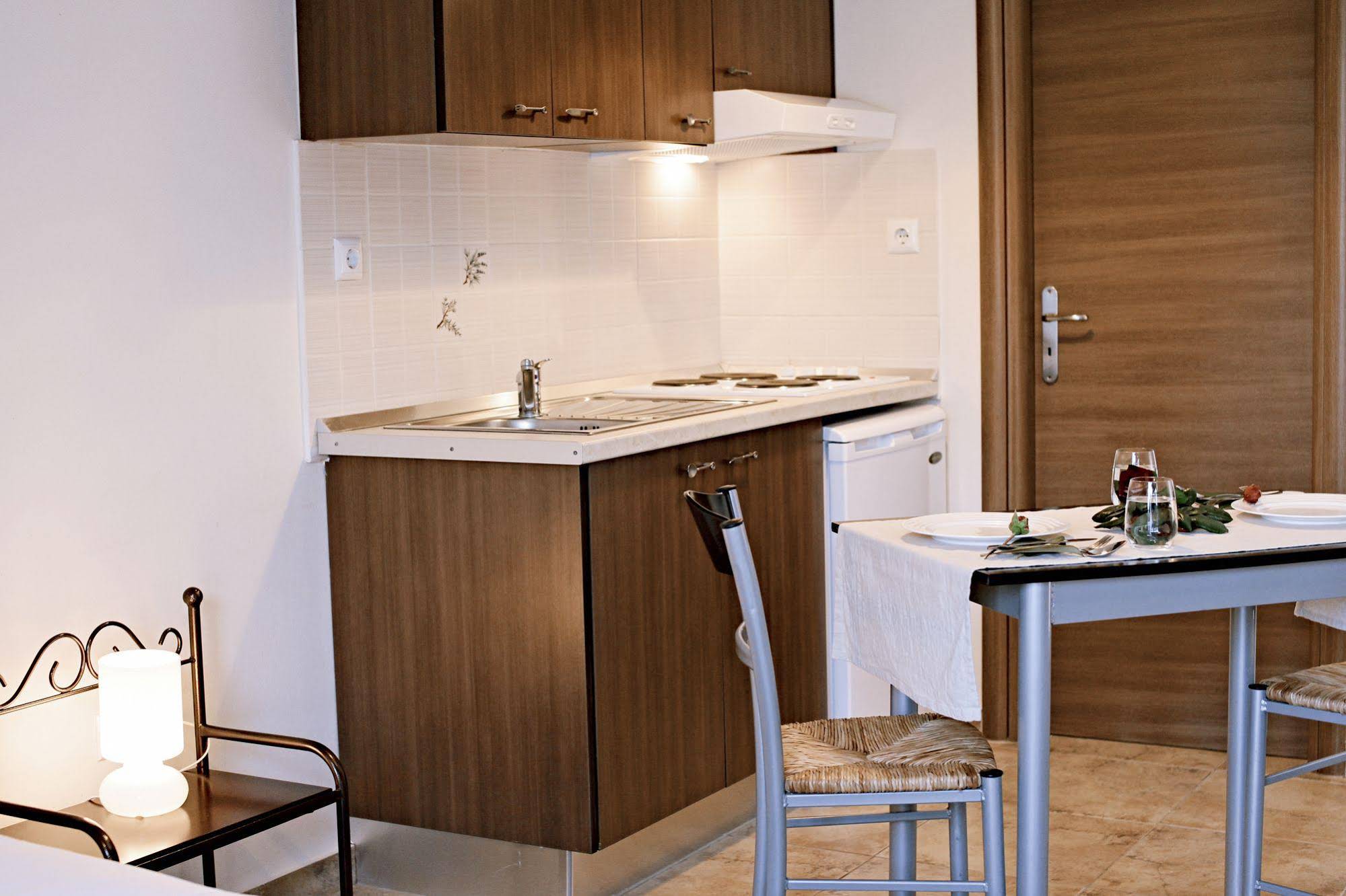 Kallisti Studios & Apartments