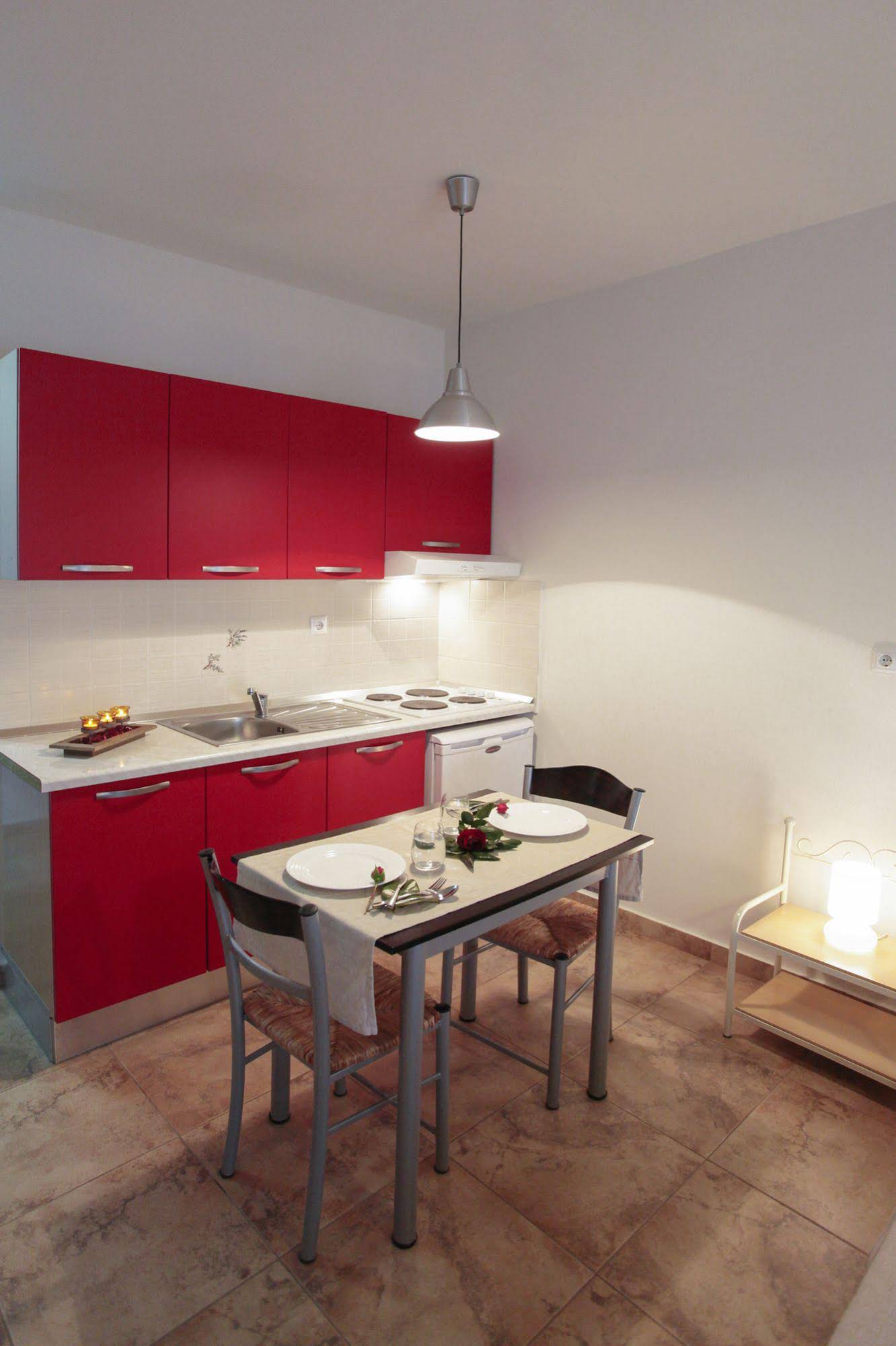 Kallisti Studios & Apartments