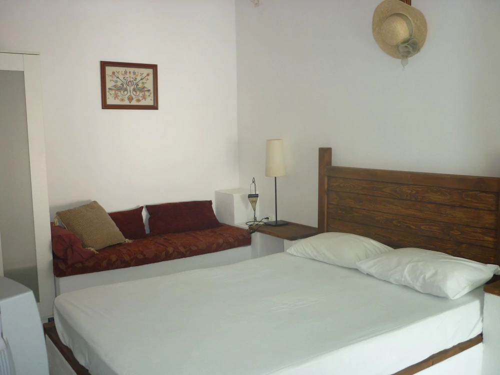 Skyros Panorama Studios