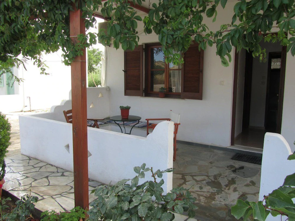 Skyros Panorama Studios