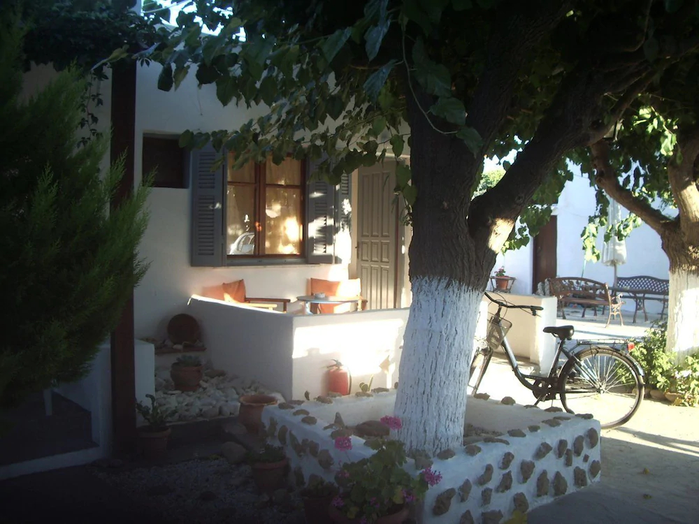 Skyros Panorama Studios