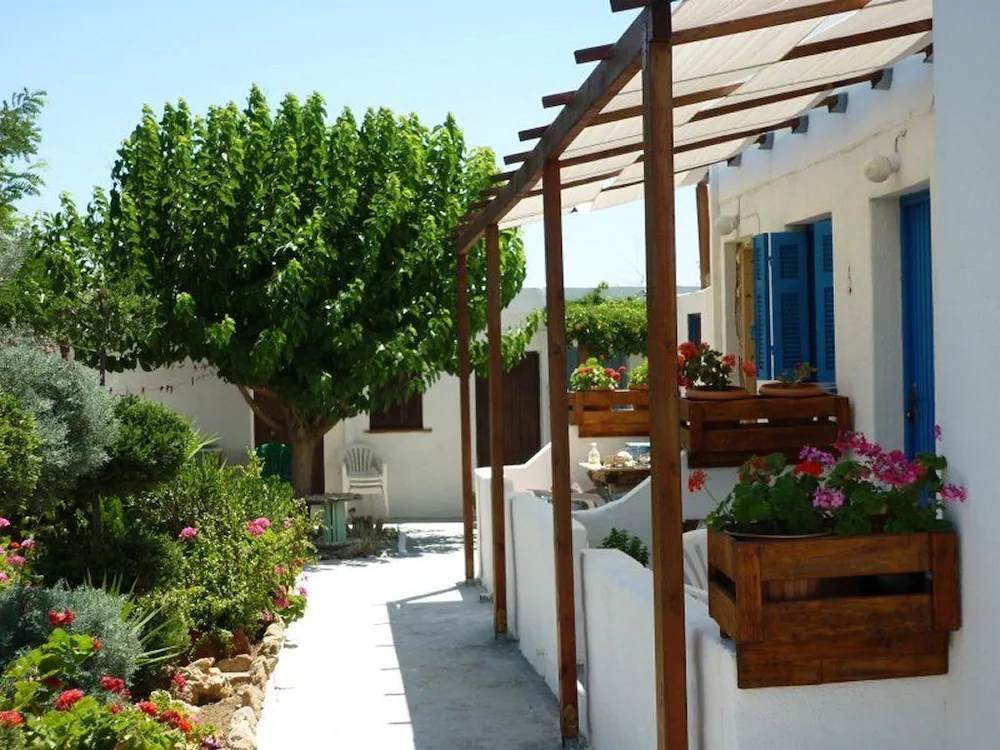 Skyros Panorama Studios