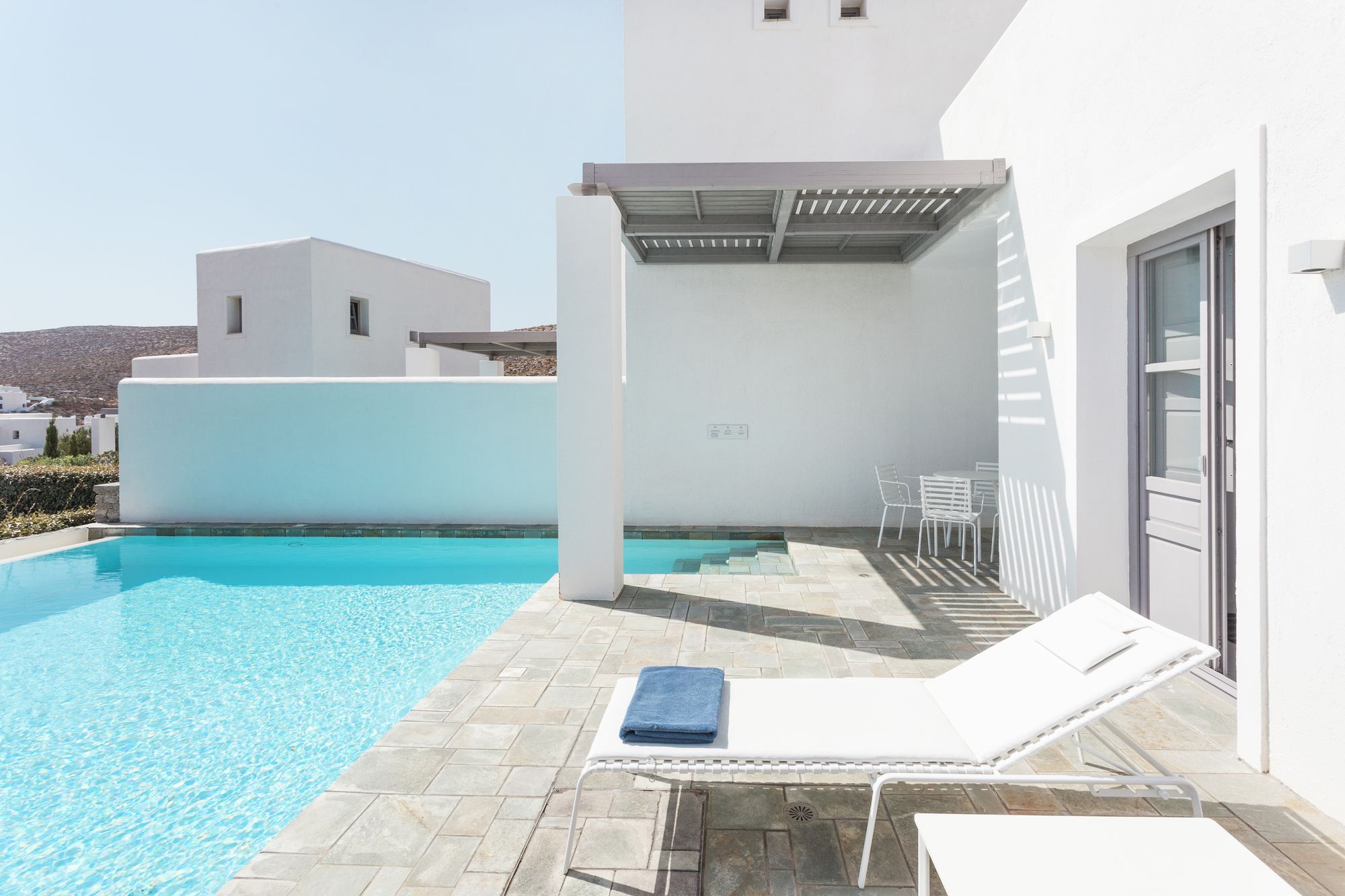 Anemi Hotel