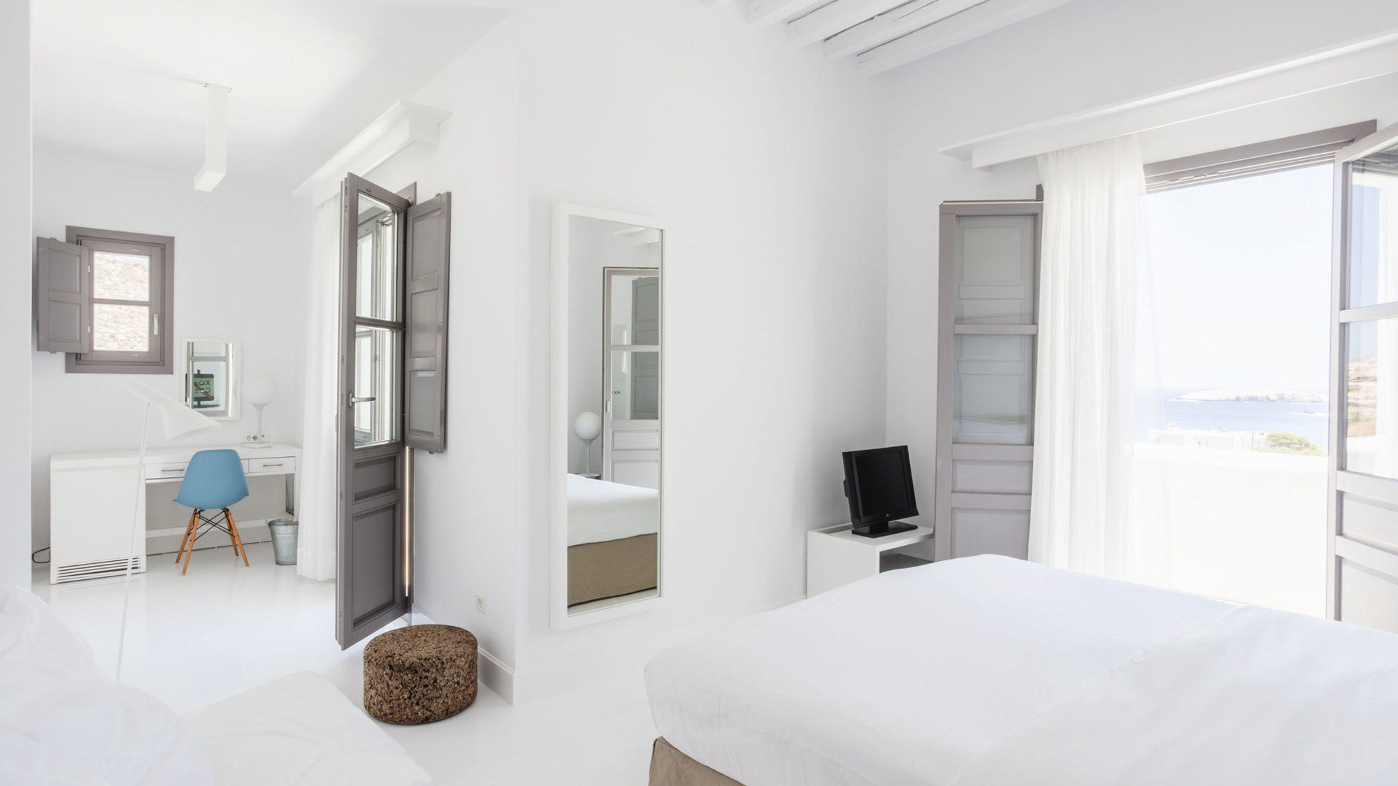 Anemi Hotel