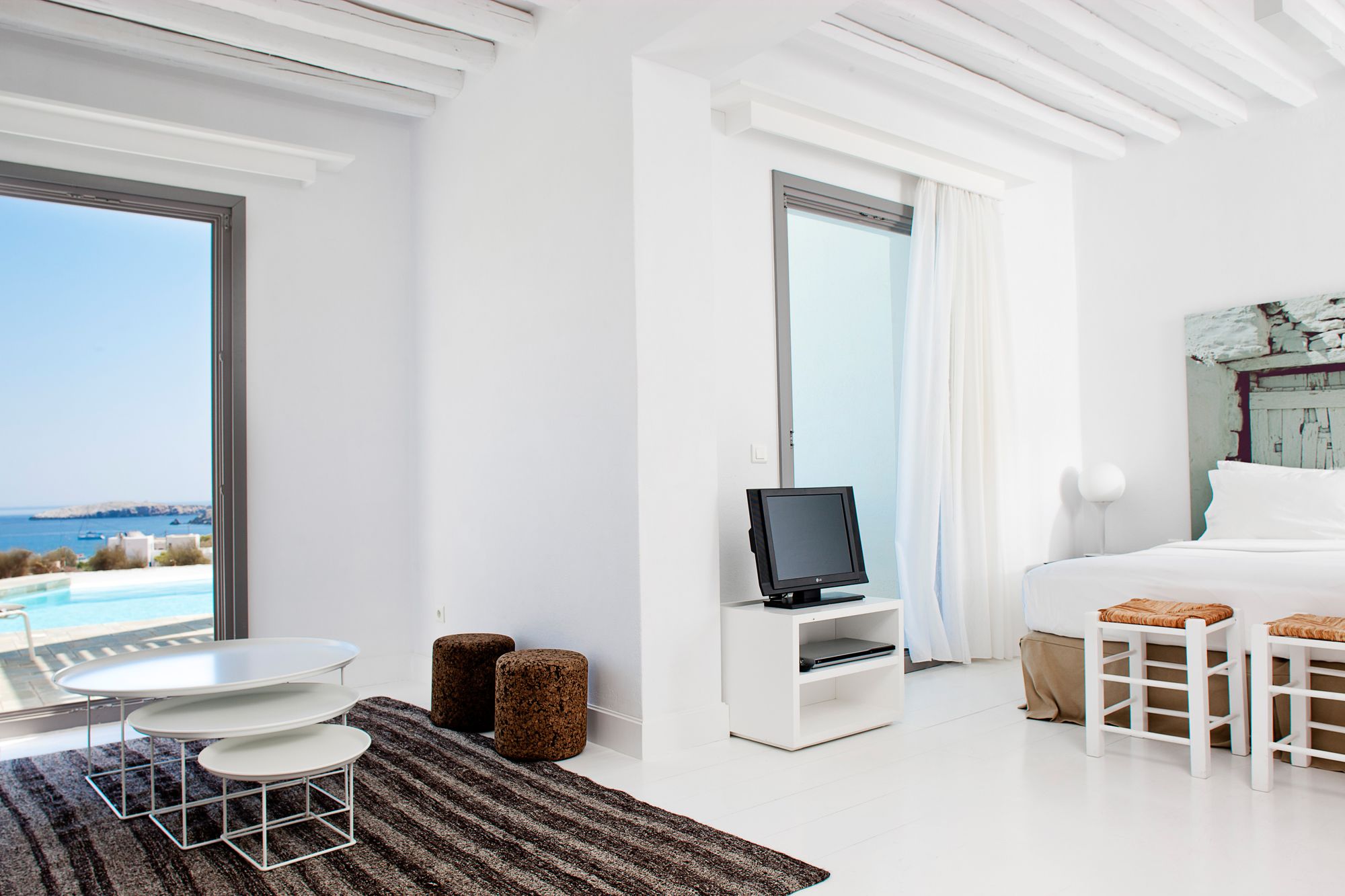 Anemi Hotel