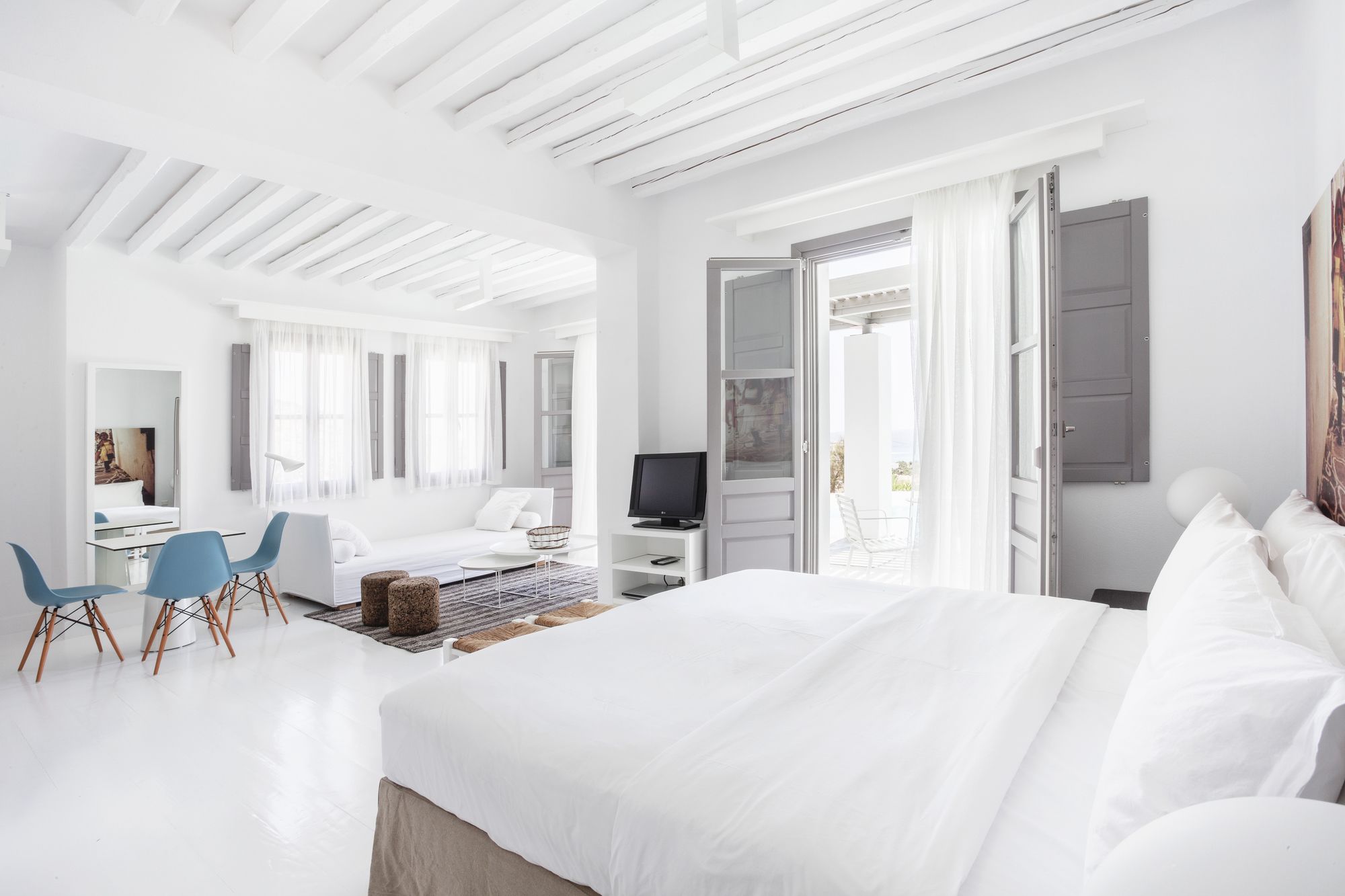 Anemi Hotel