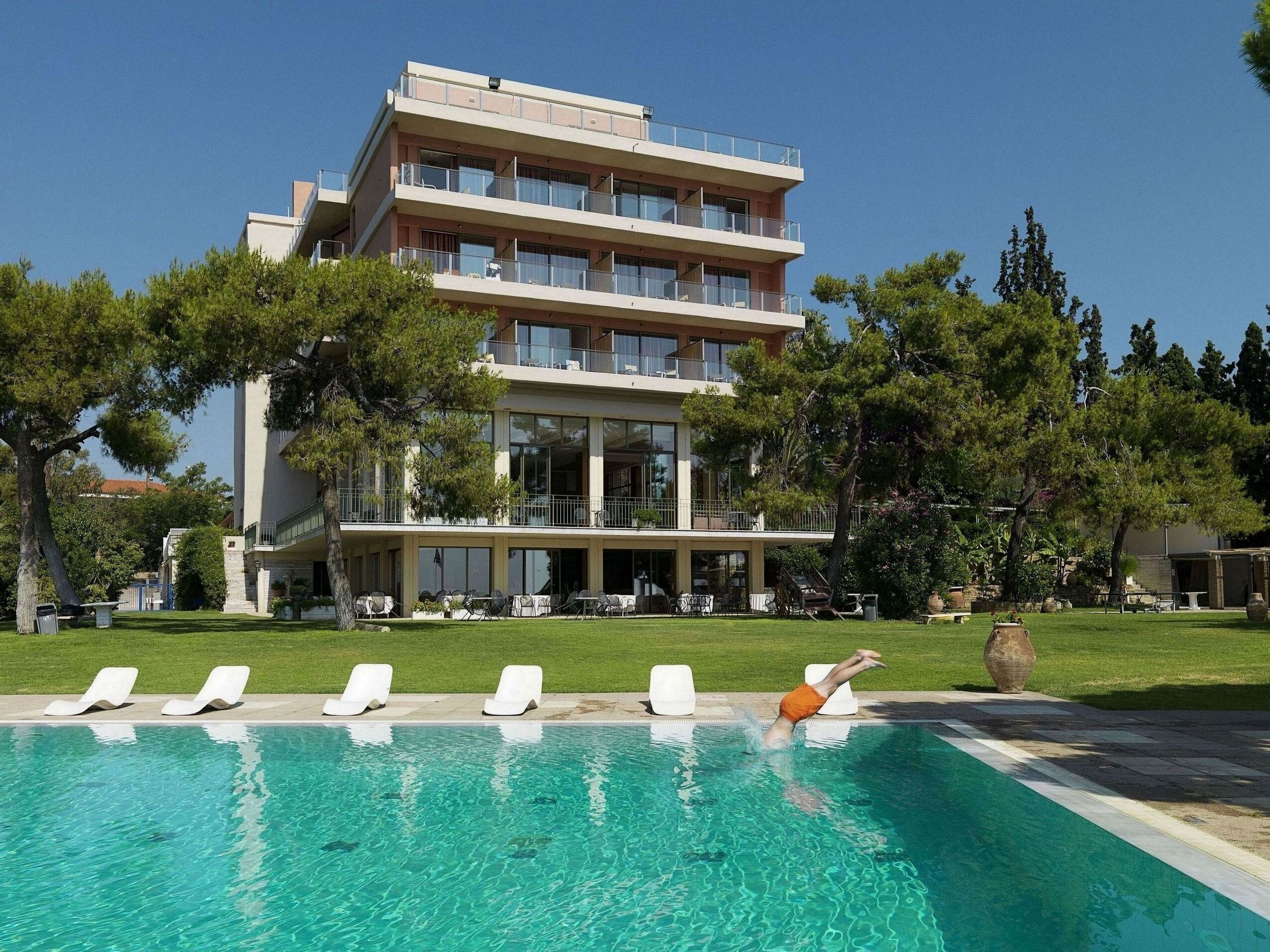 Kalamaki Beach Resort