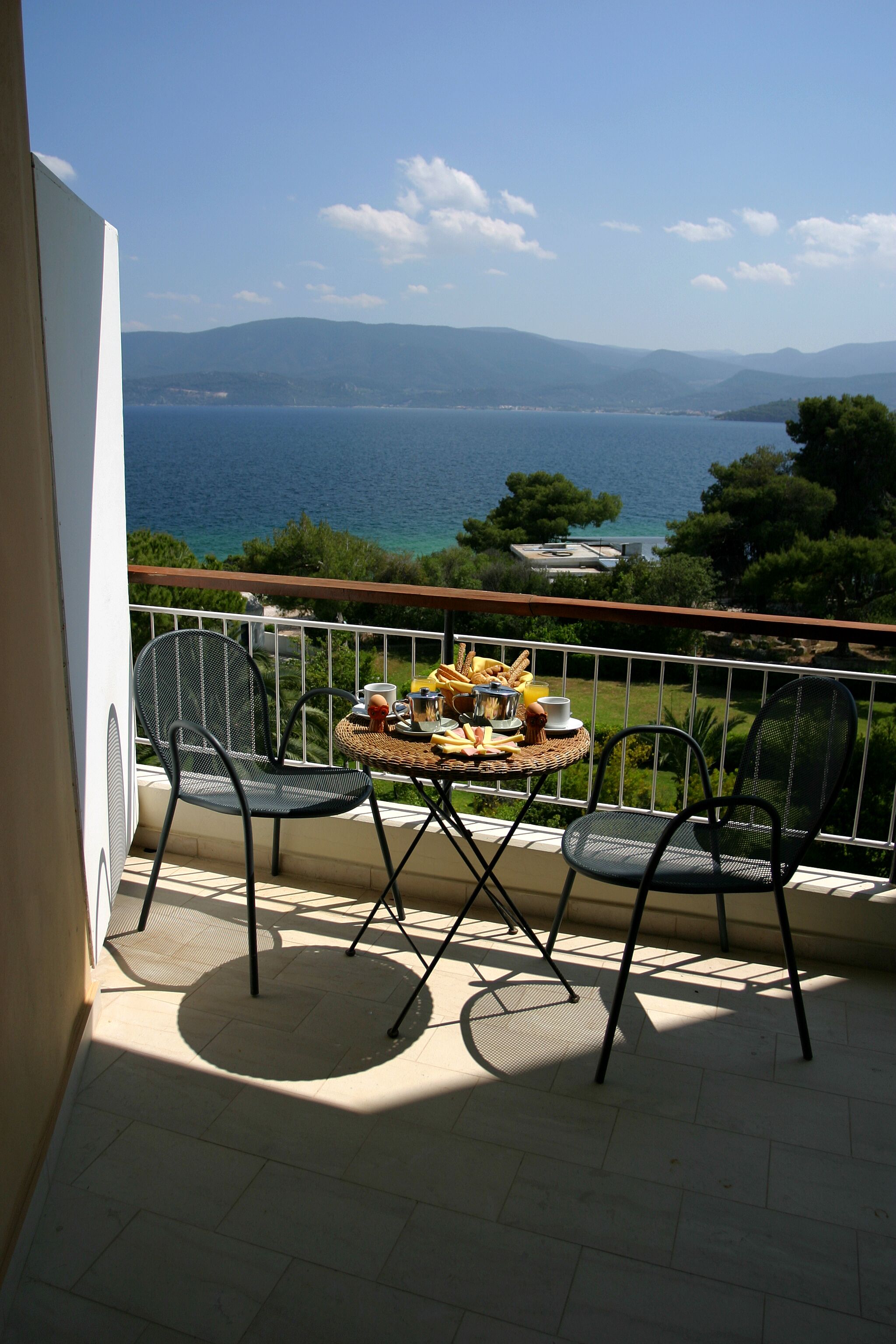 Kalamaki Beach Resort