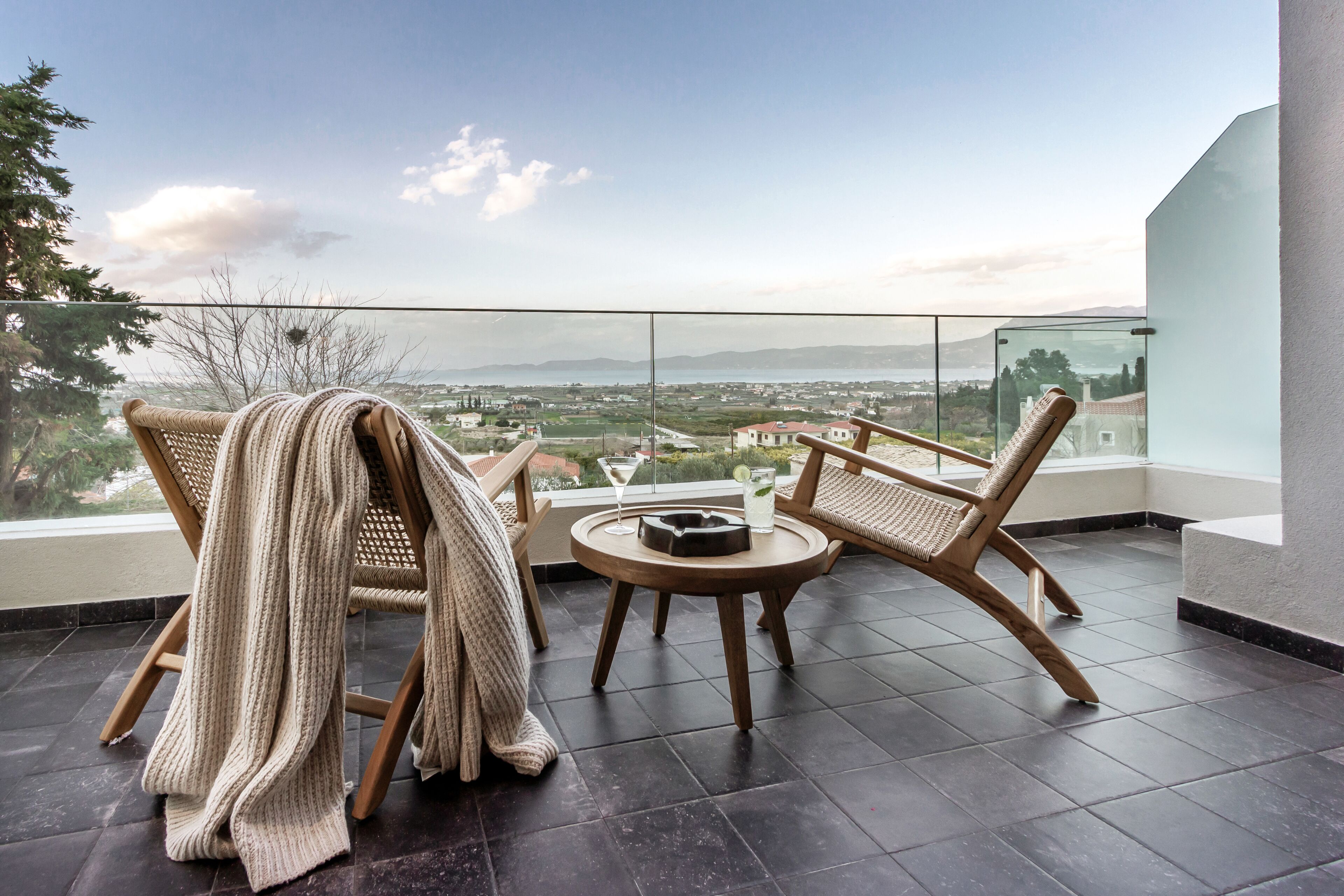 Acro Upscale Residences