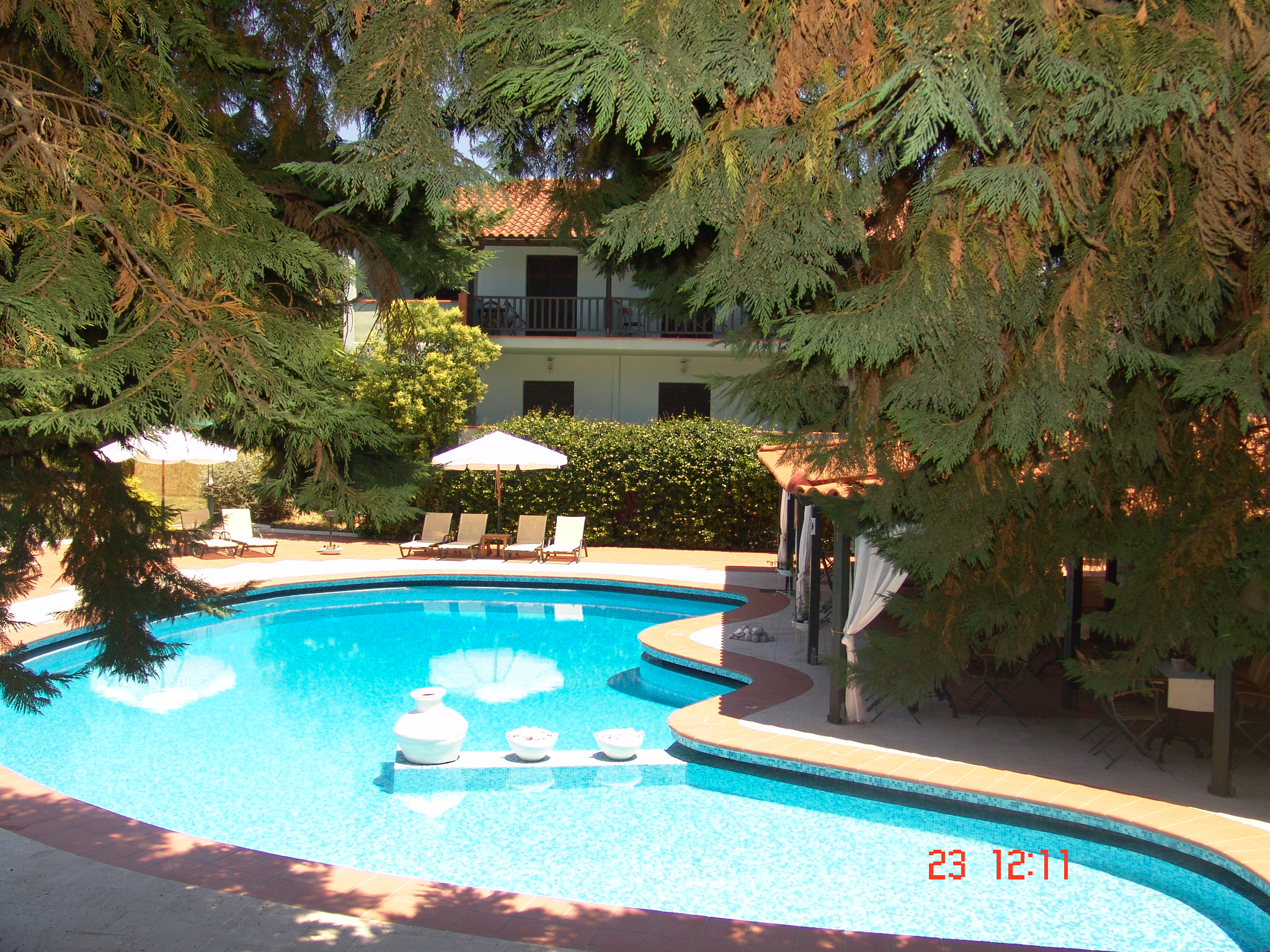 Eden Hotel