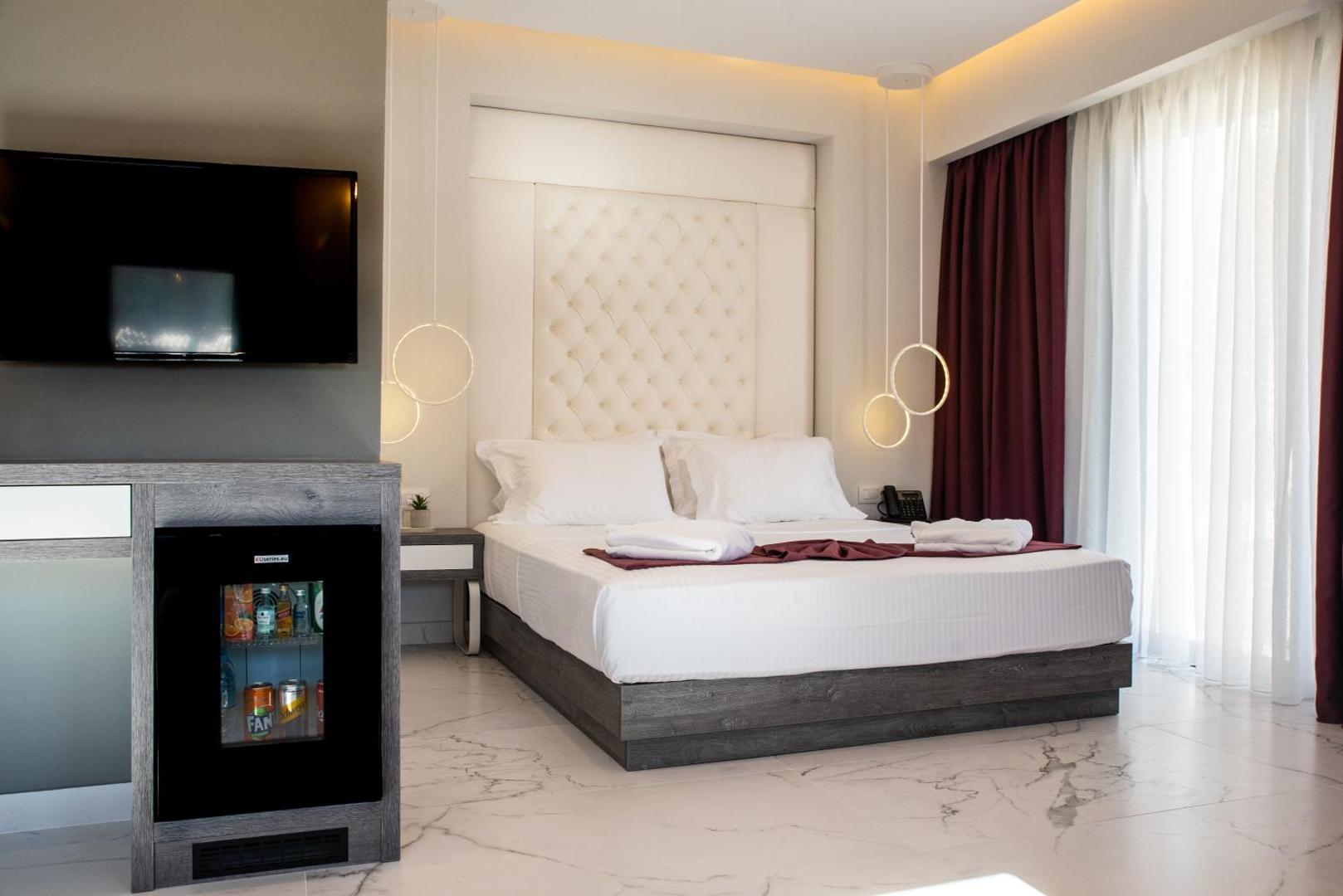 Lagaria Hotel