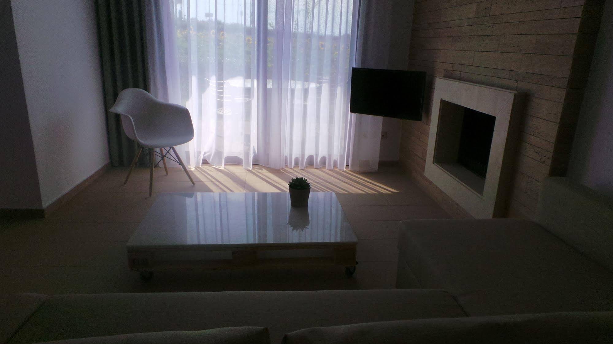 Niovi - Boutique Apartments