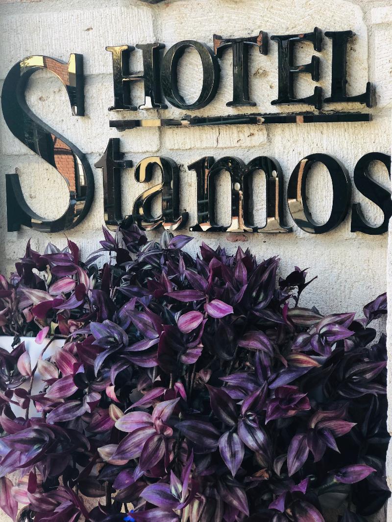 Stamos