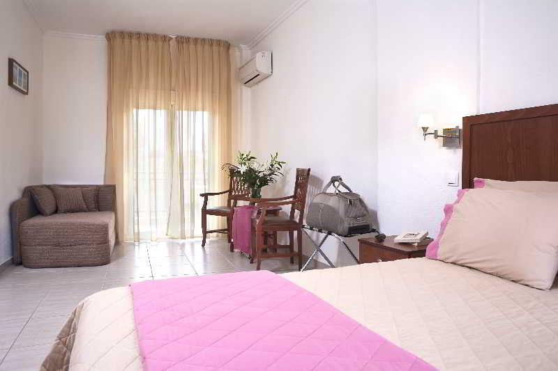 Stratos Hotel