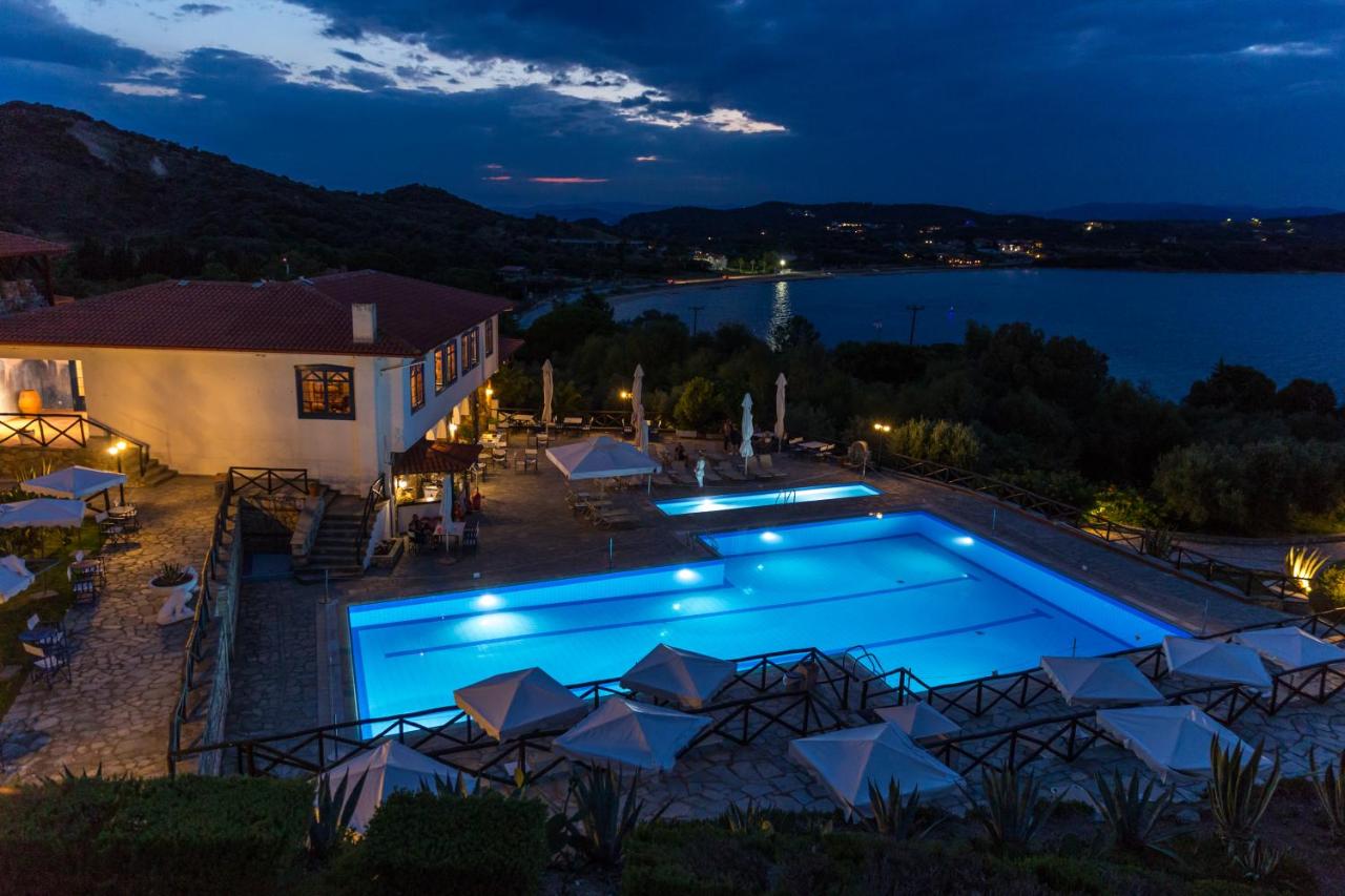 Agionissi Resort