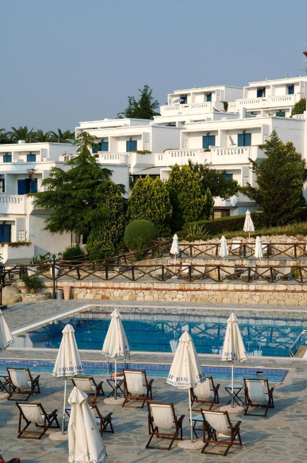Agionissi Resort