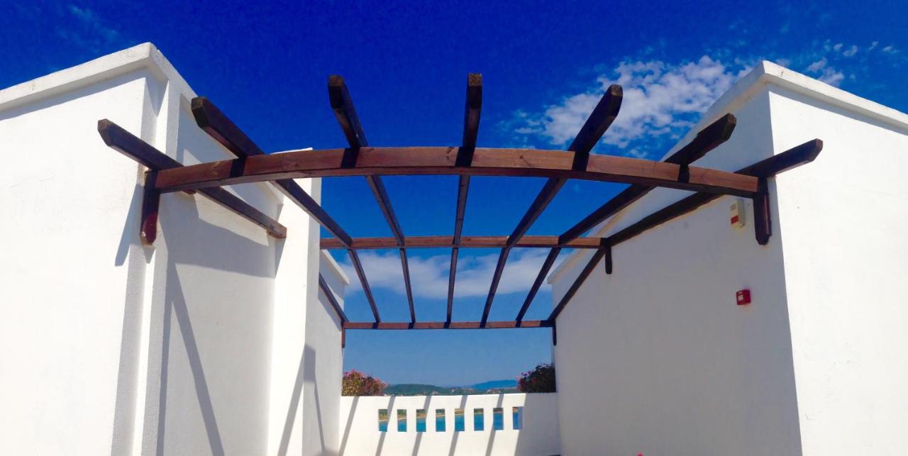 Agionissi Resort