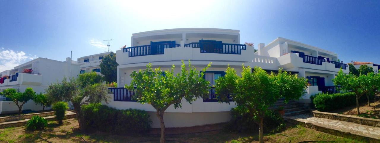 Agionissi Resort