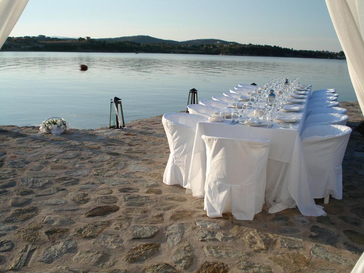 Agionissi Resort