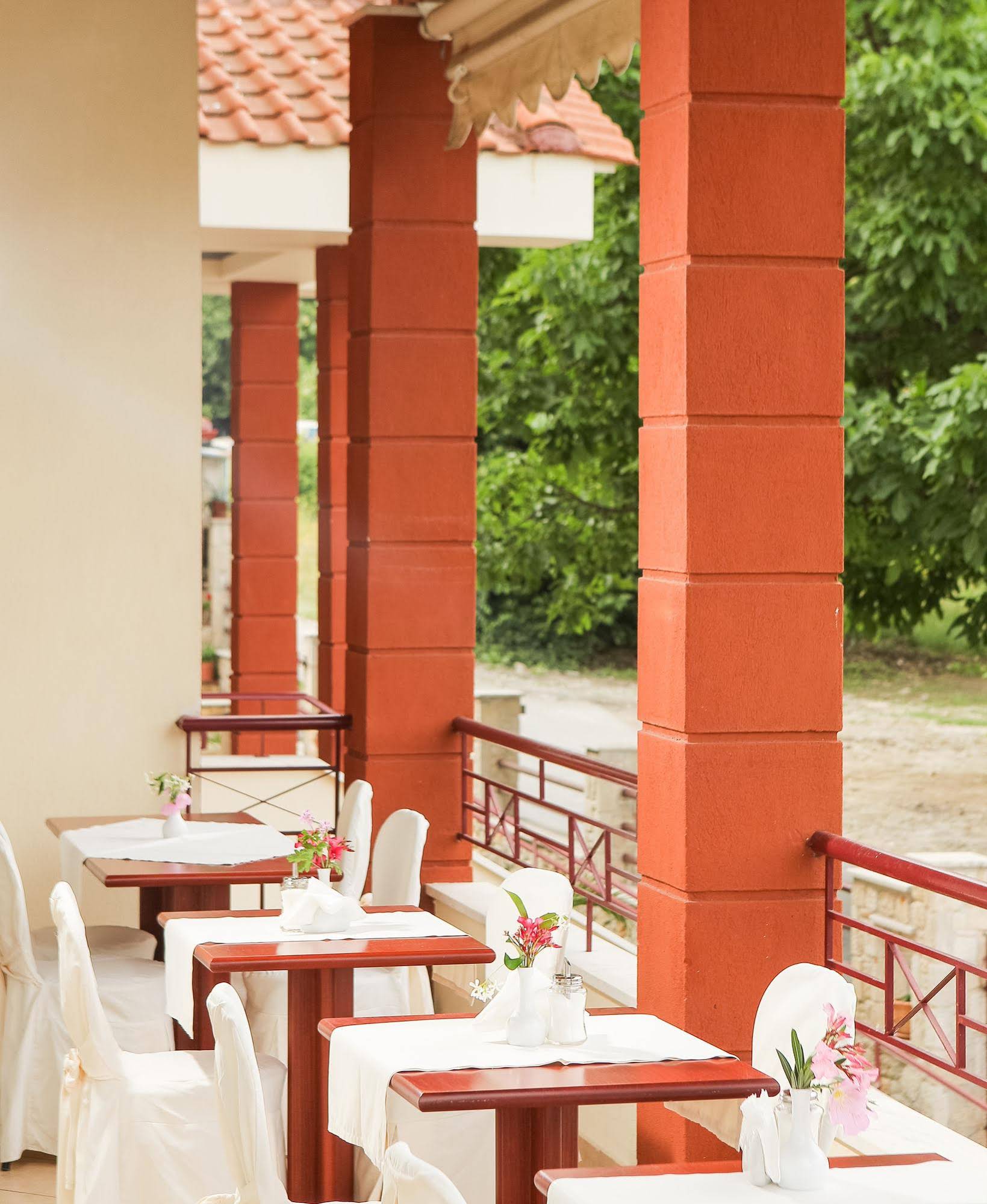 Electra Hotel