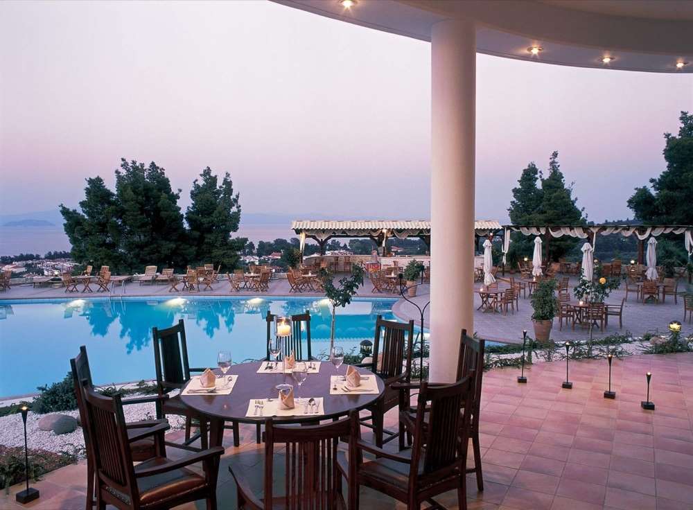 Alia Palace Luxury Resort Hotel & Villas