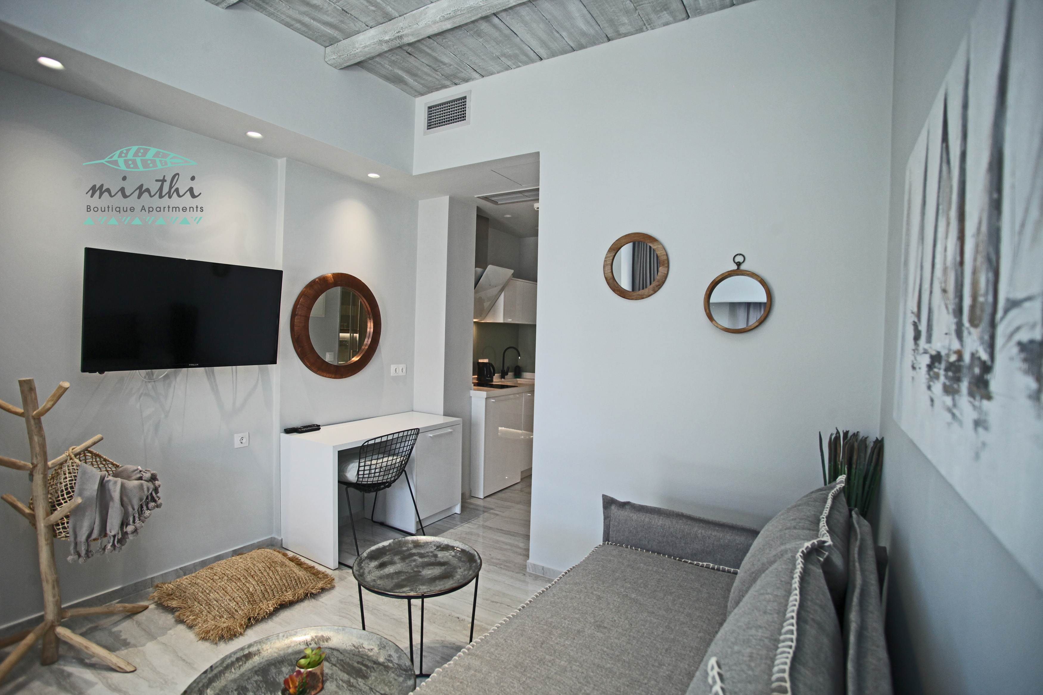 Minthi Boutique Apartments