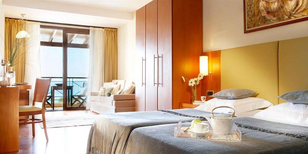 Anthemus Sea Beach Hotel & Spa
