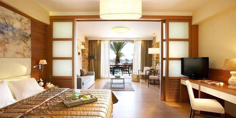 Anthemus Sea Beach Hotel & Spa