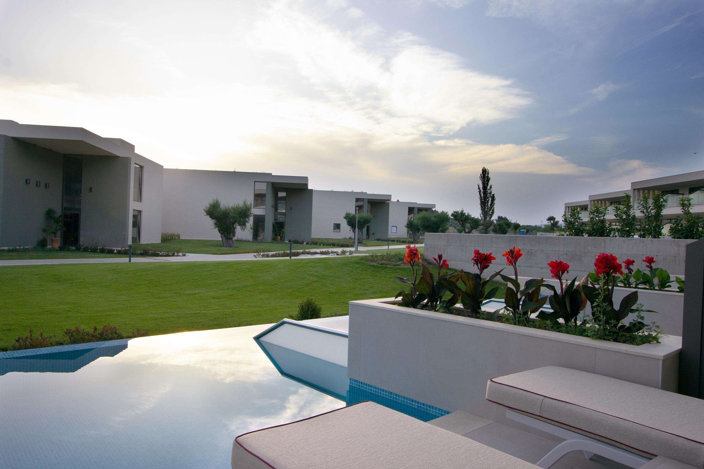 Ammoa Luxury Hotel & Spa Resort