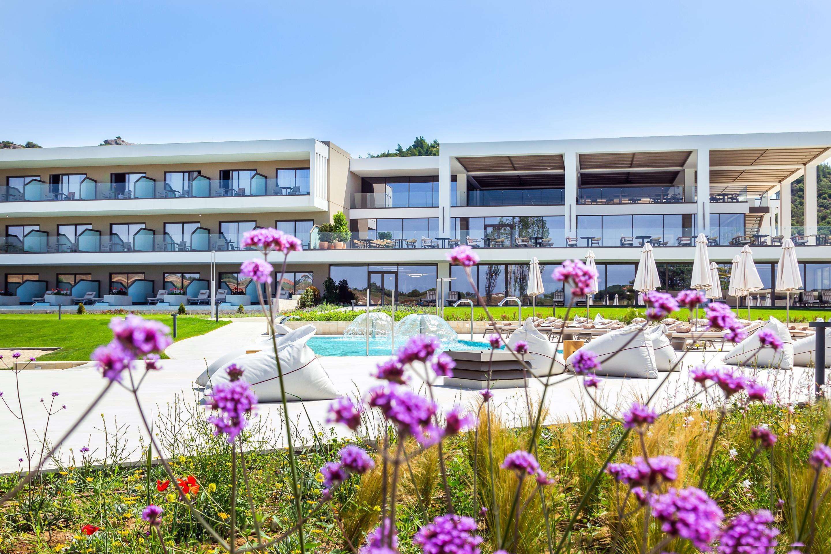 Ammoa Luxury Hotel & Spa Resort