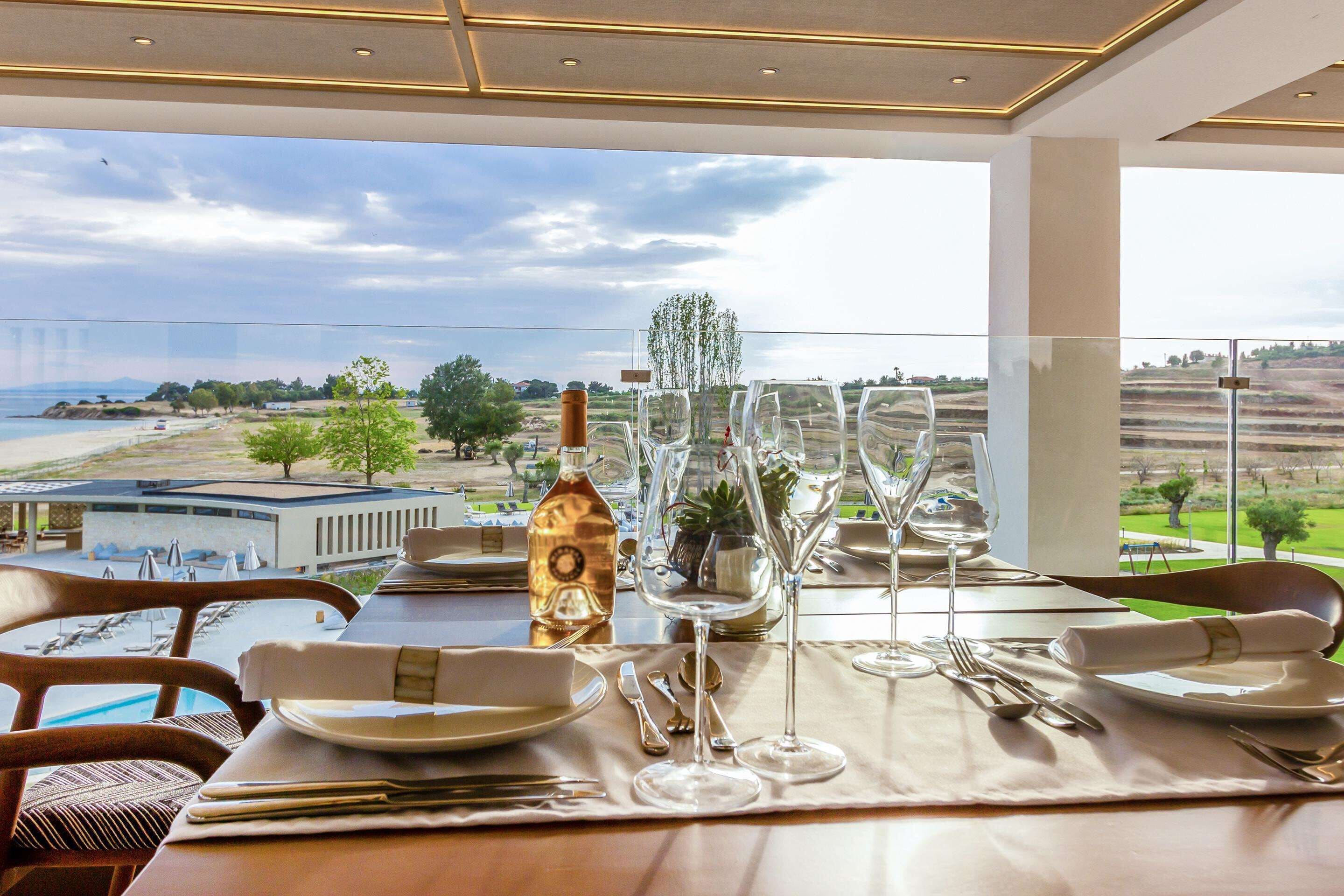 Ammoa Luxury Hotel & Spa Resort