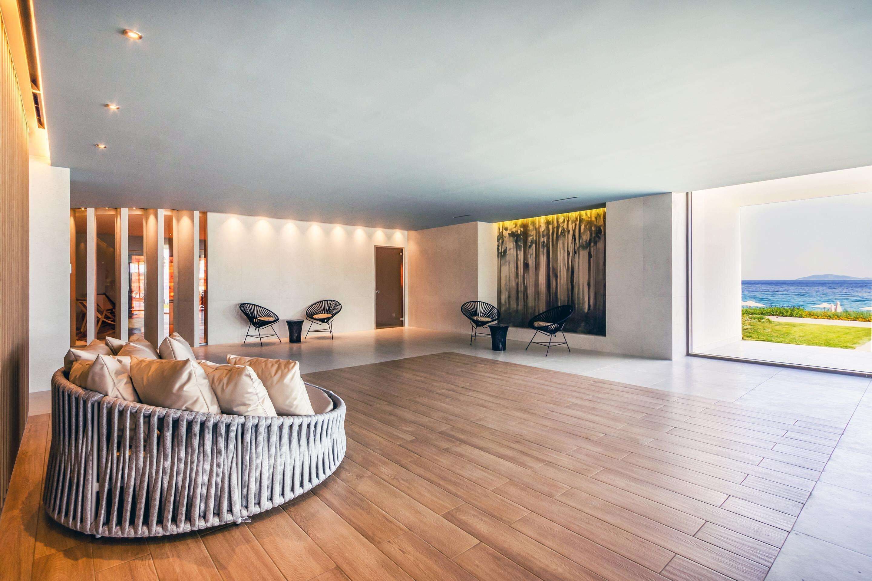 Ammoa Luxury Hotel & Spa Resort