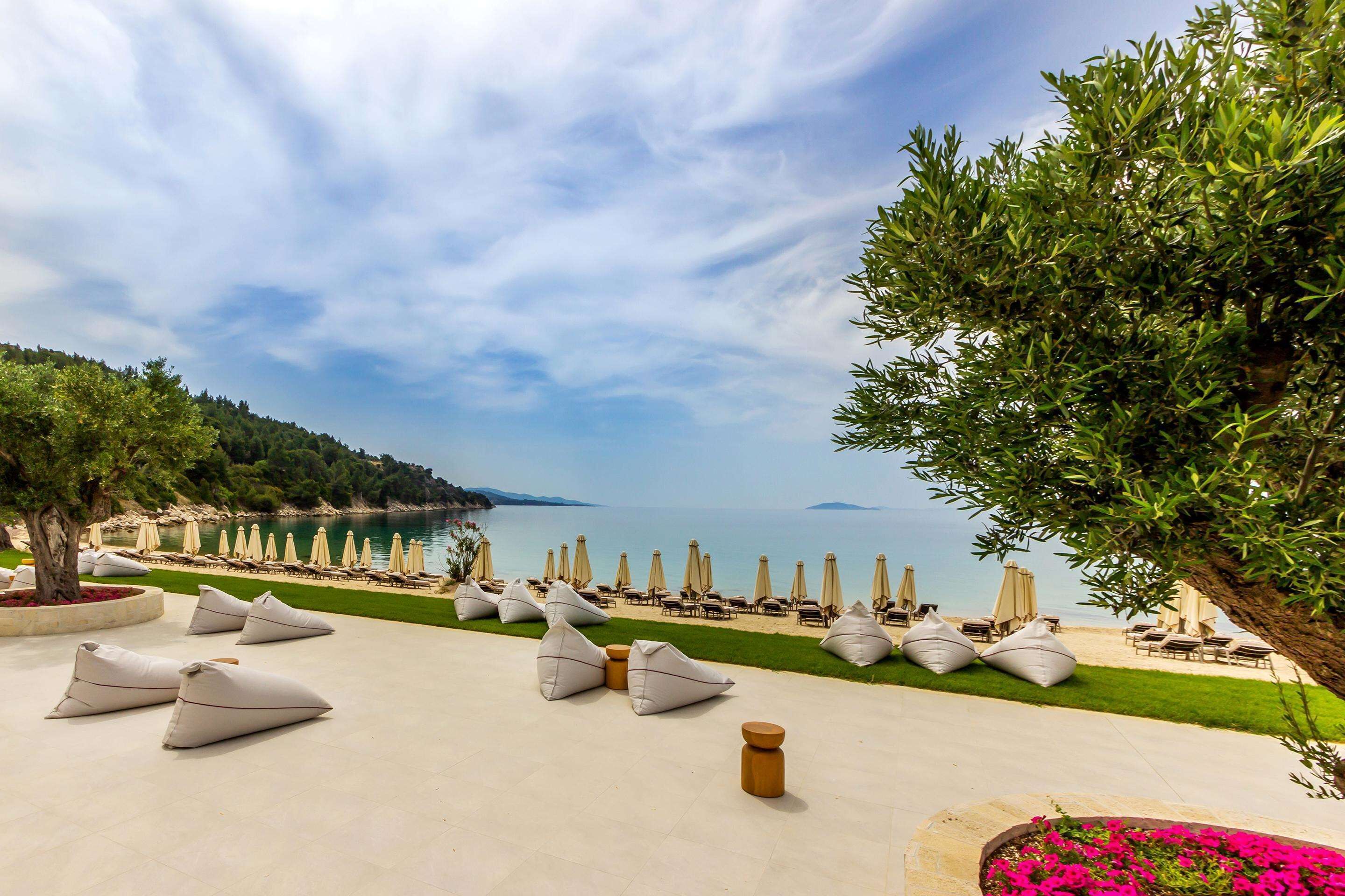 Ammoa Luxury Hotel & Spa Resort