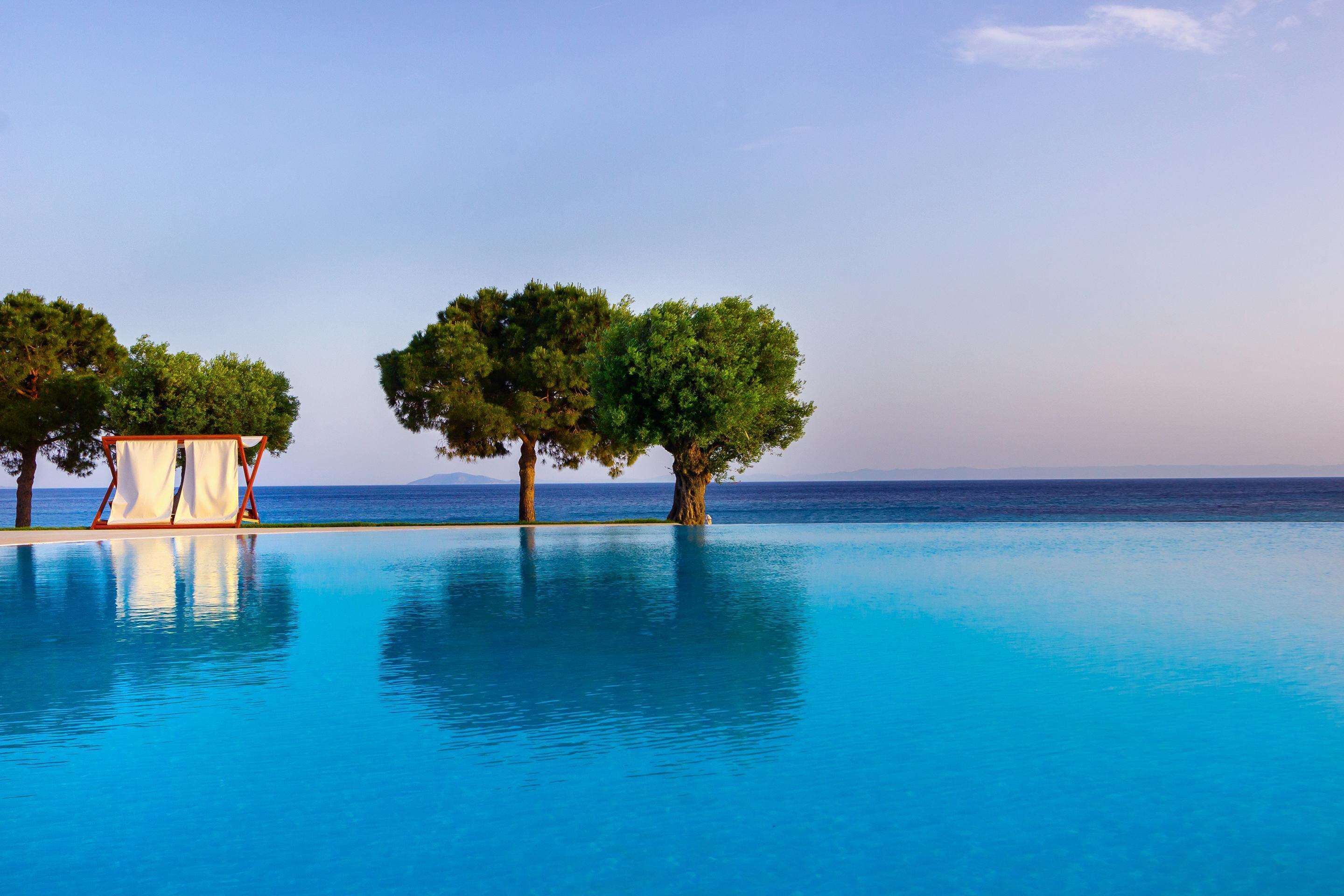 Ammoa Luxury Hotel & Spa Resort