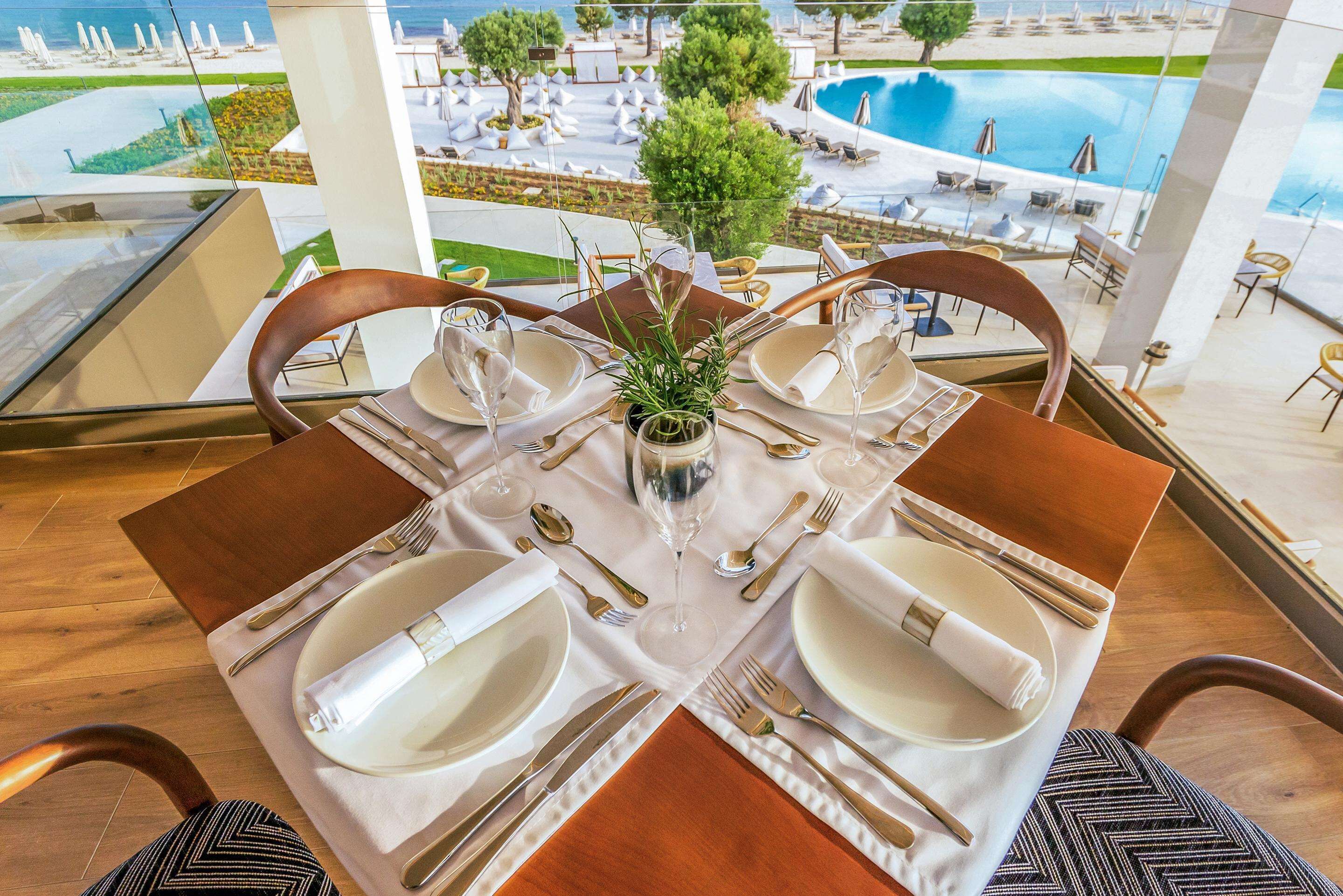Ammoa Luxury Hotel & Spa Resort