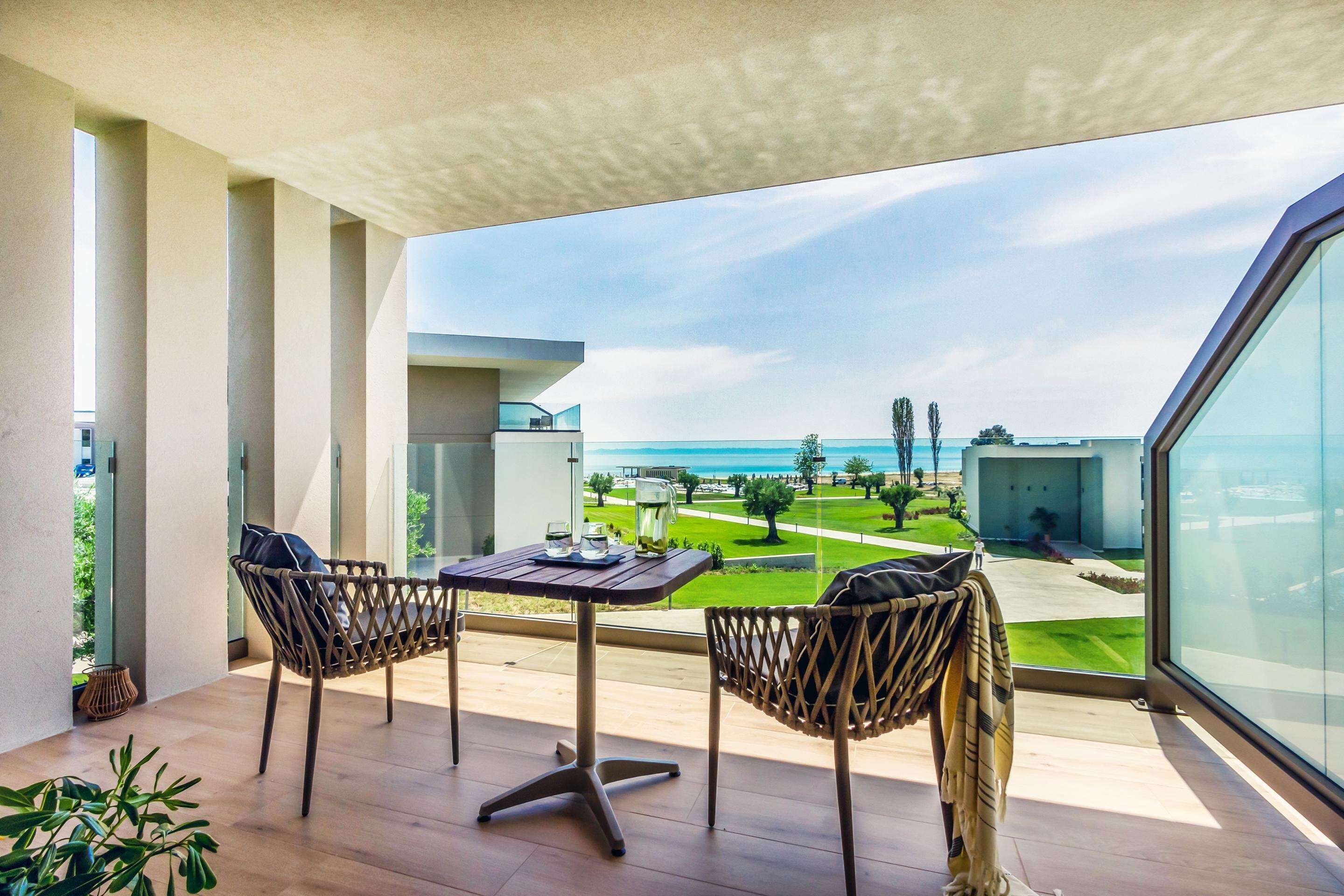 Ammoa Luxury Hotel & Spa Resort