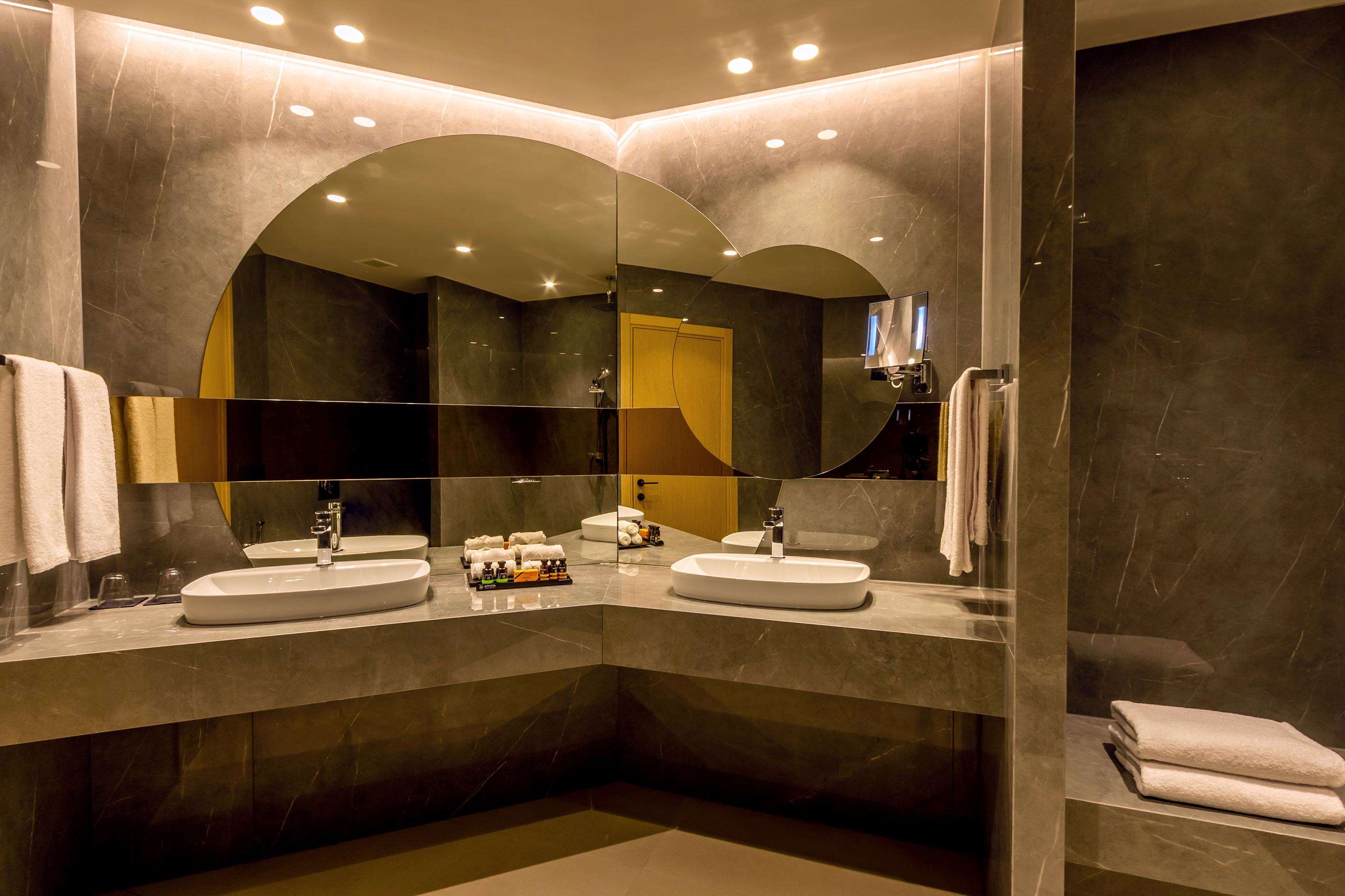 Ammoa Luxury Hotel & Spa Resort