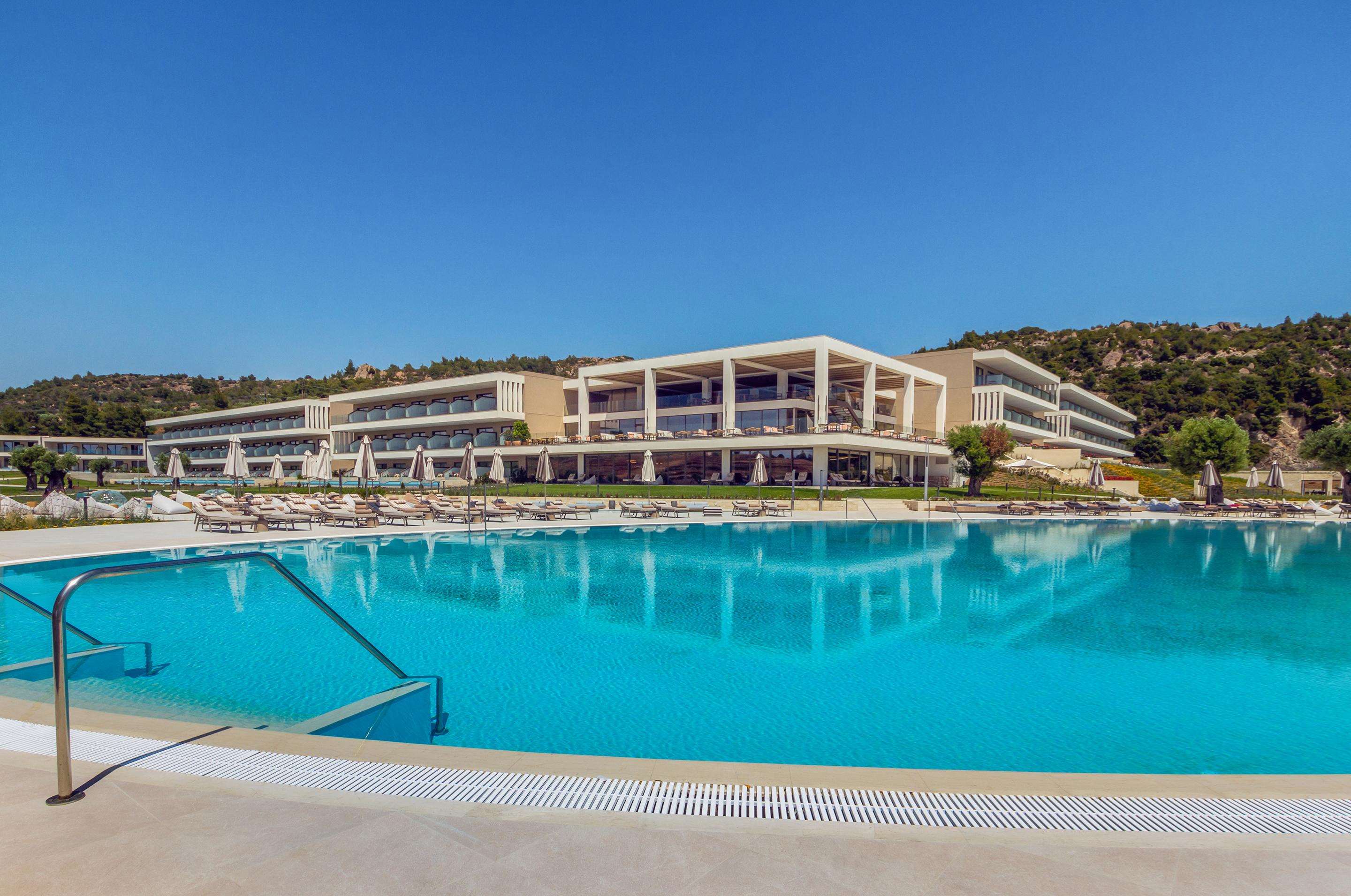 Ammoa Luxury Hotel & Spa Resort