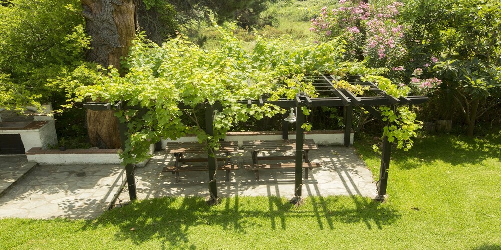 Greenlea Beachfront Villa Spathies