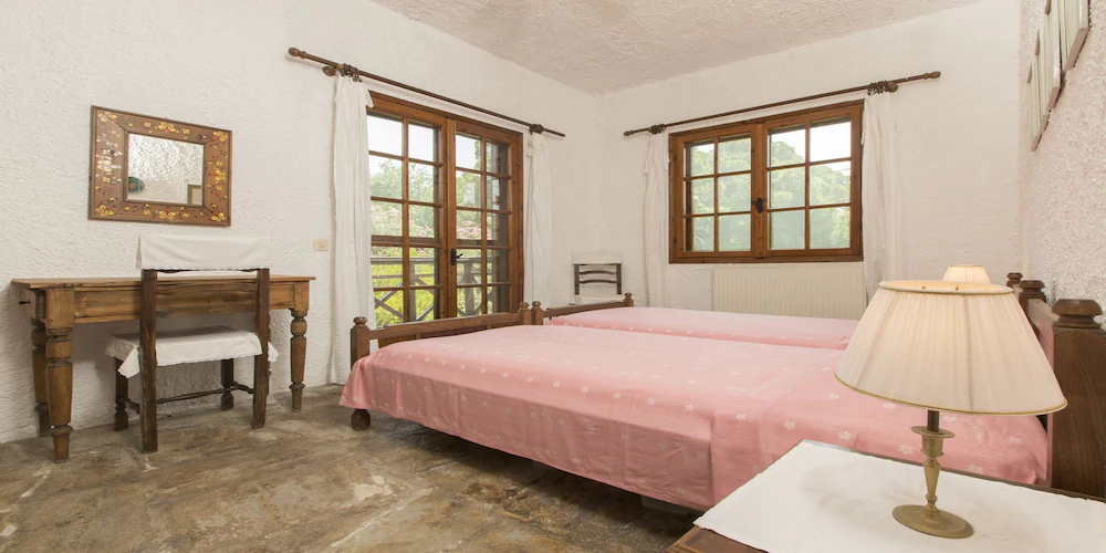 Greenlea Beachfront Villa Spathies